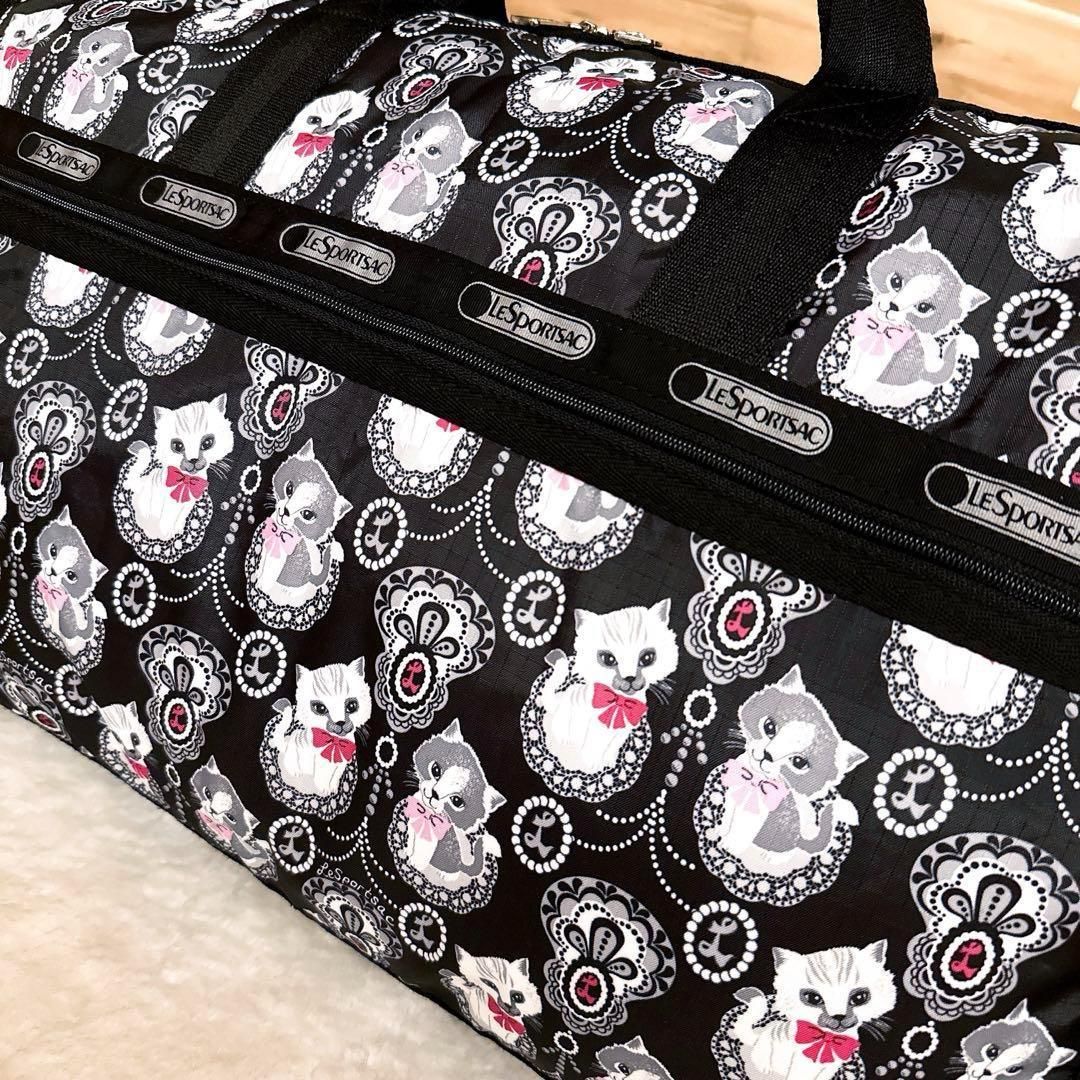 レスポートサック 猫キャットねこ レース柄 2wayボストンバッグ 黒×白 黒猫 白猫 総柄 ポーチ付き ショルダーバッグ