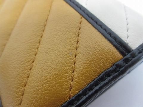 ホワイト ブラック