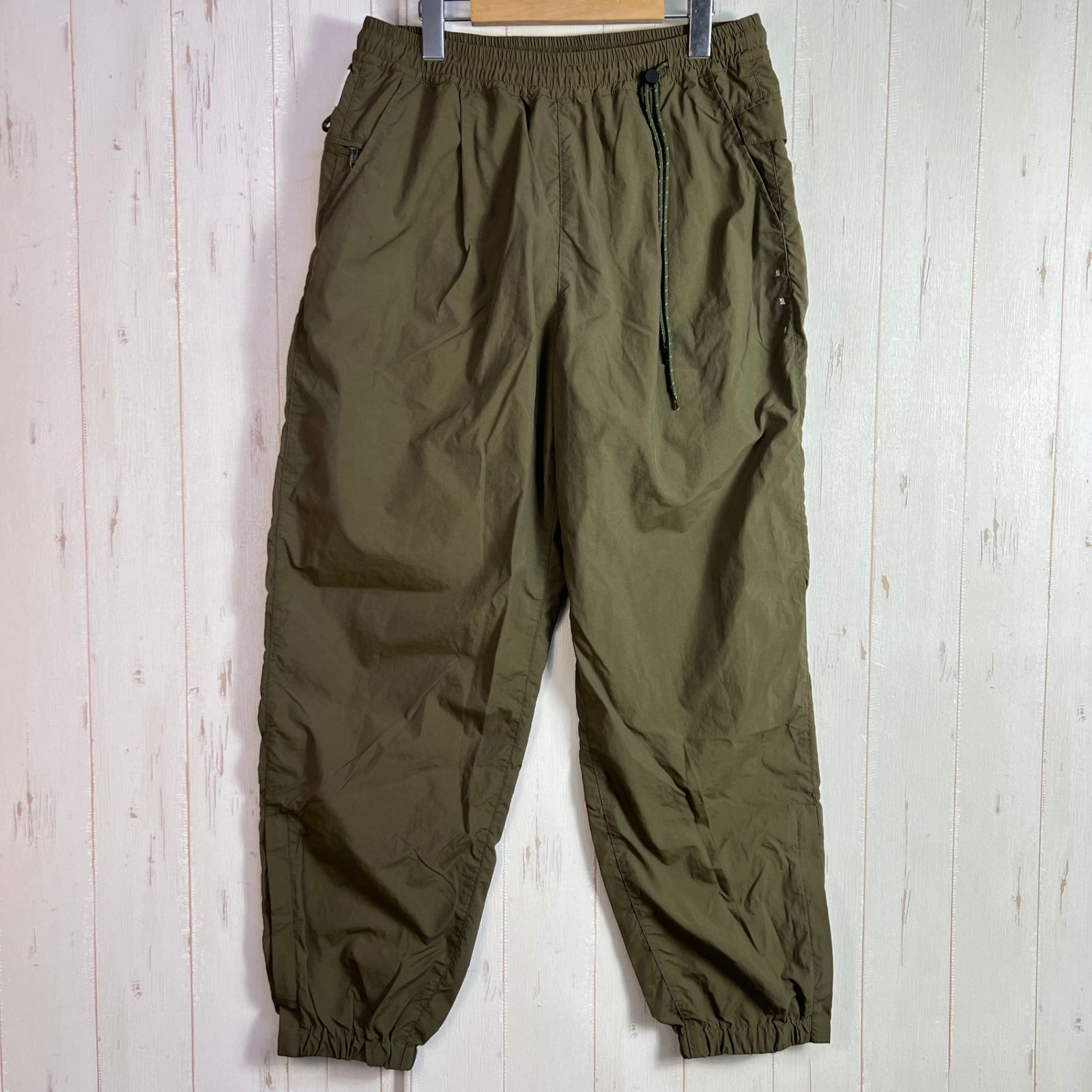 Unisex 3 グリーン系 迷迭香 マンネンロウ マイクロ リップ ナイロン ハーベスト トレーナー Micro Rip Nylon Harvest Trainer ナイロン ウェア ボトムス ロングパンツ z00054002