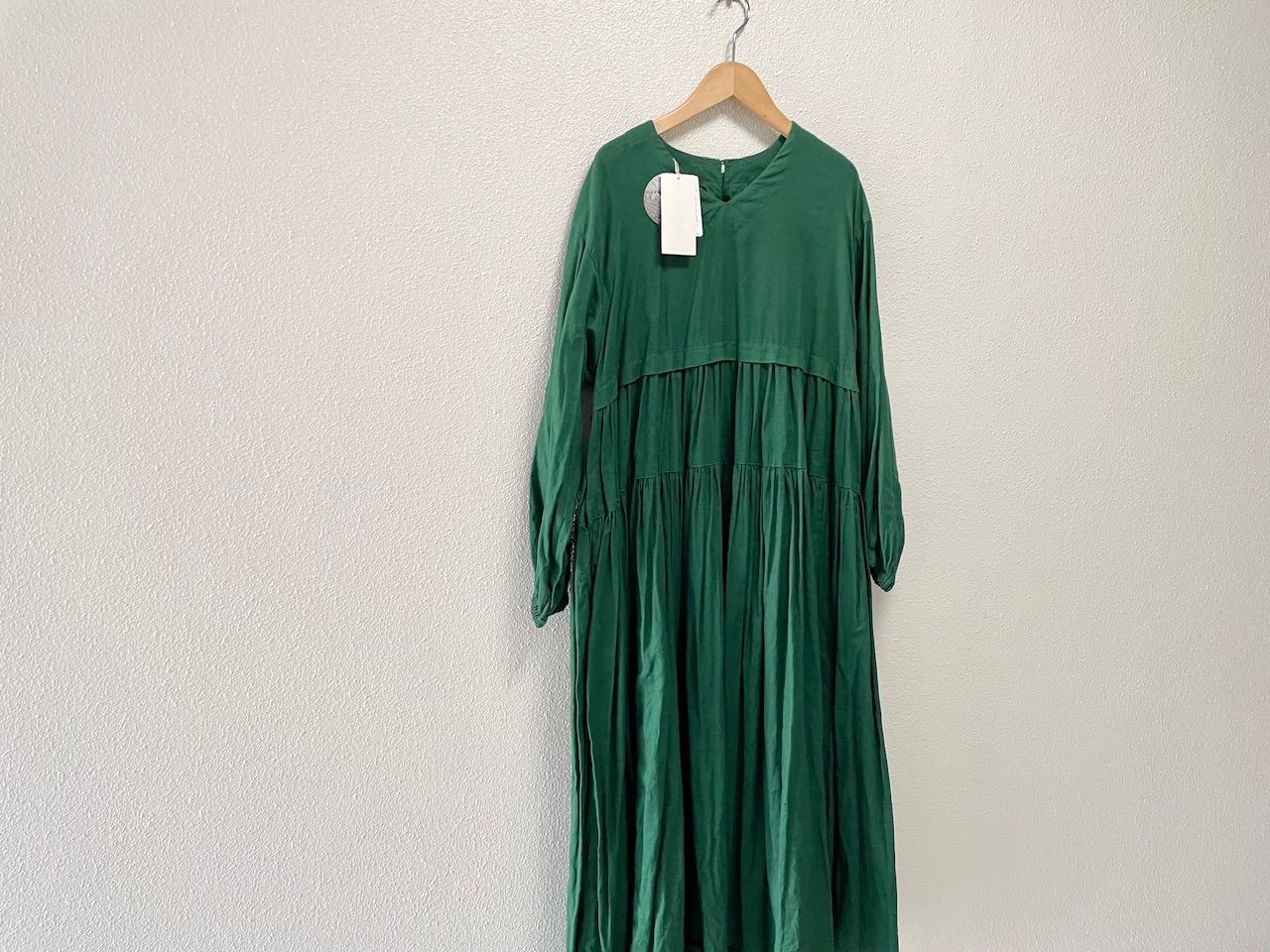 2025AW nest Robe UpcycleLino ネストローブ ギャザーティアード ワンピース