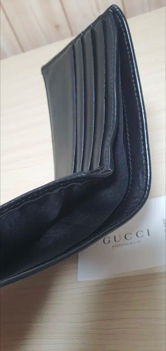  グッチ スネーク 二つ折り財布 財布 ブラック S級 鑑定済 長財布 小物