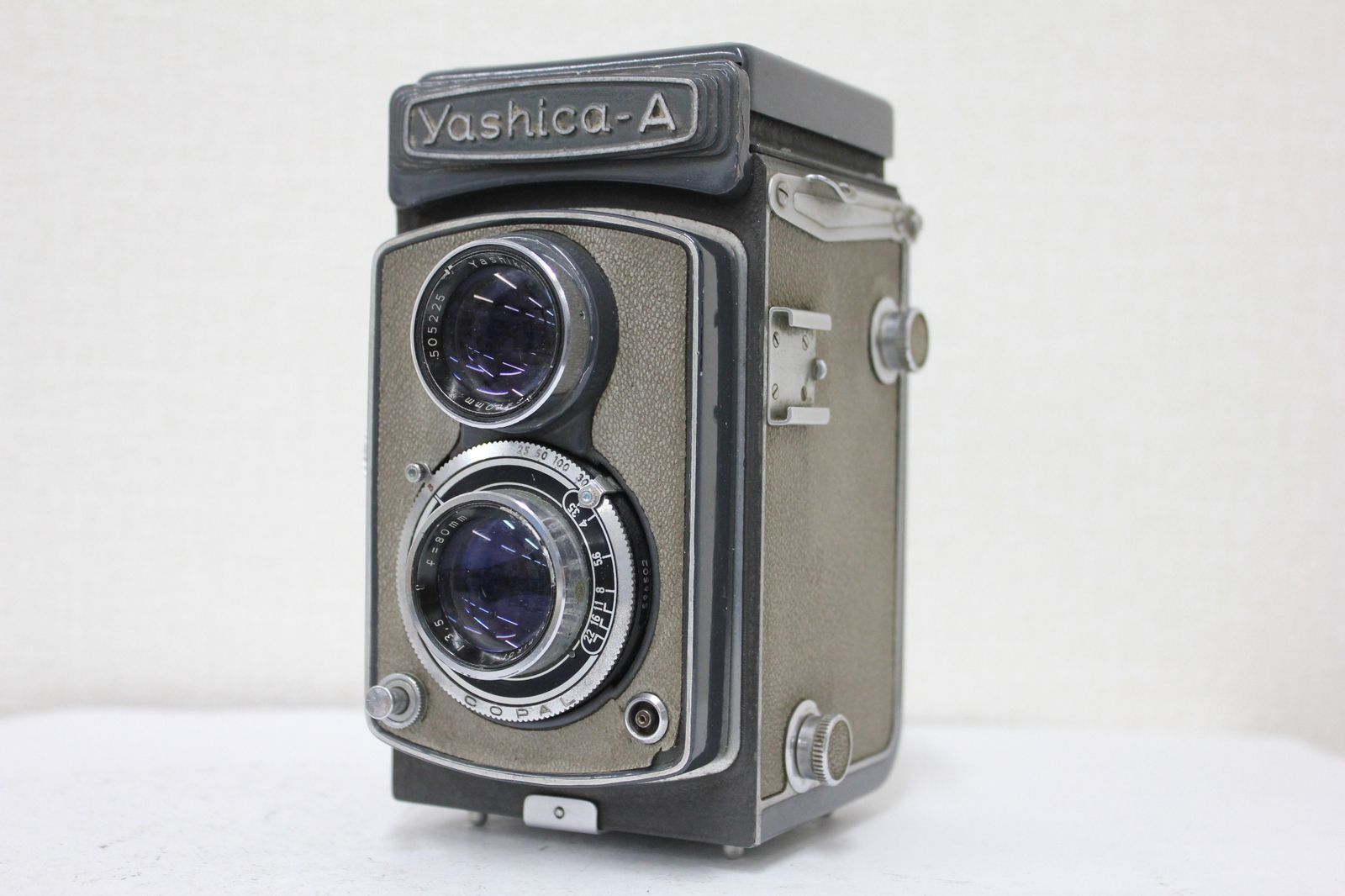品 ヤシカ Yashica-A Yashikor 80 mm F 3.5 二眼カメラ e 3591