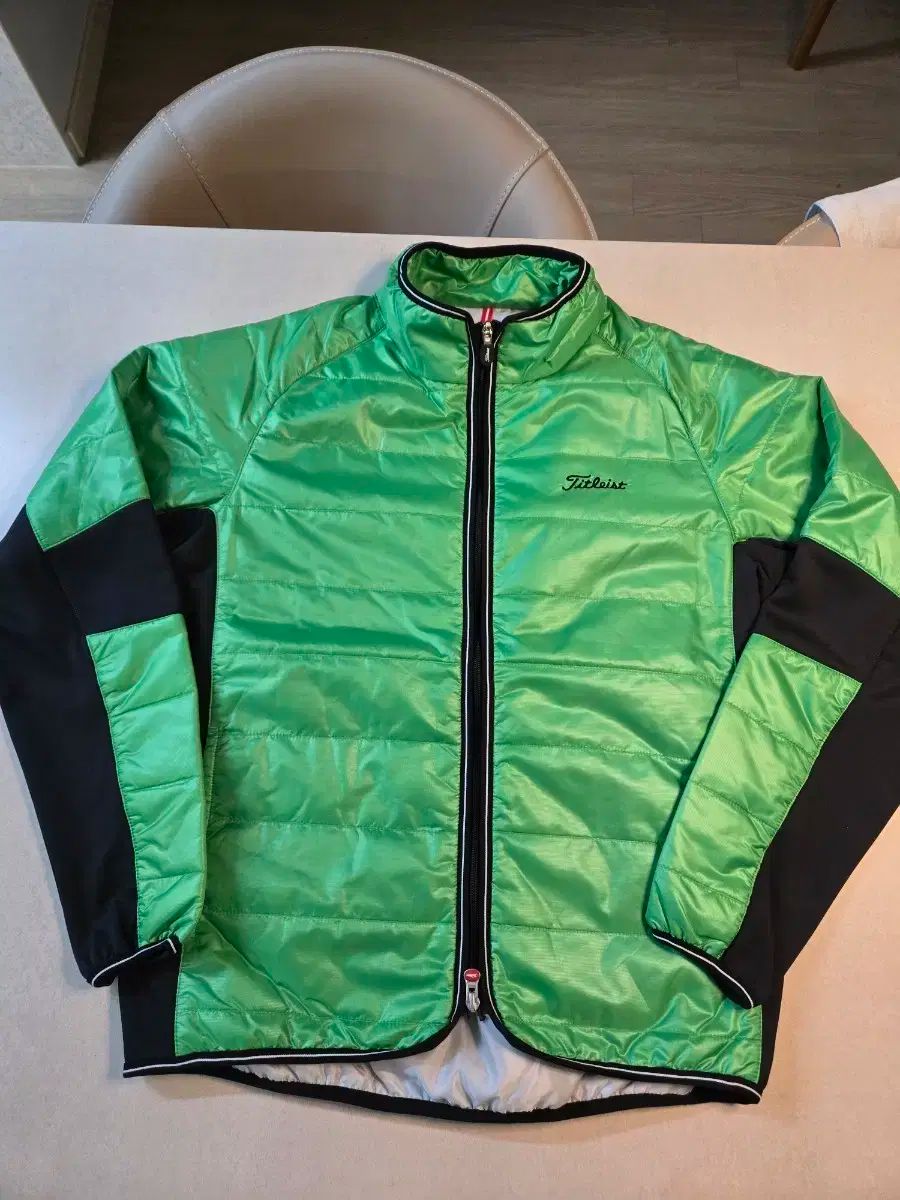 タイトリスト 軽量 ダウン SWING ジャケット L 102 105 サイズ