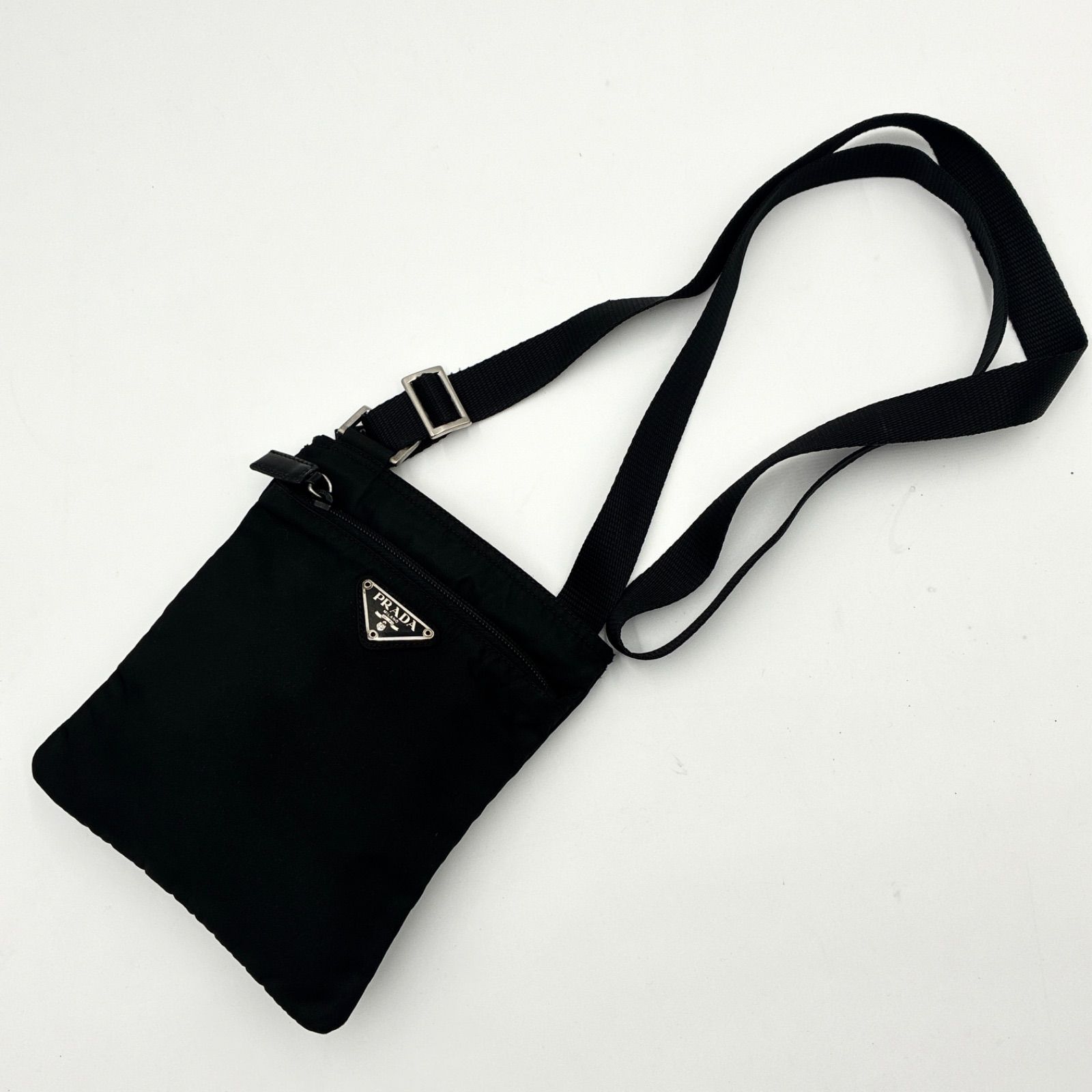 プラダ PRADA ショルダーバッグ サコッシュ 三角プレート 白タグ 鑑定