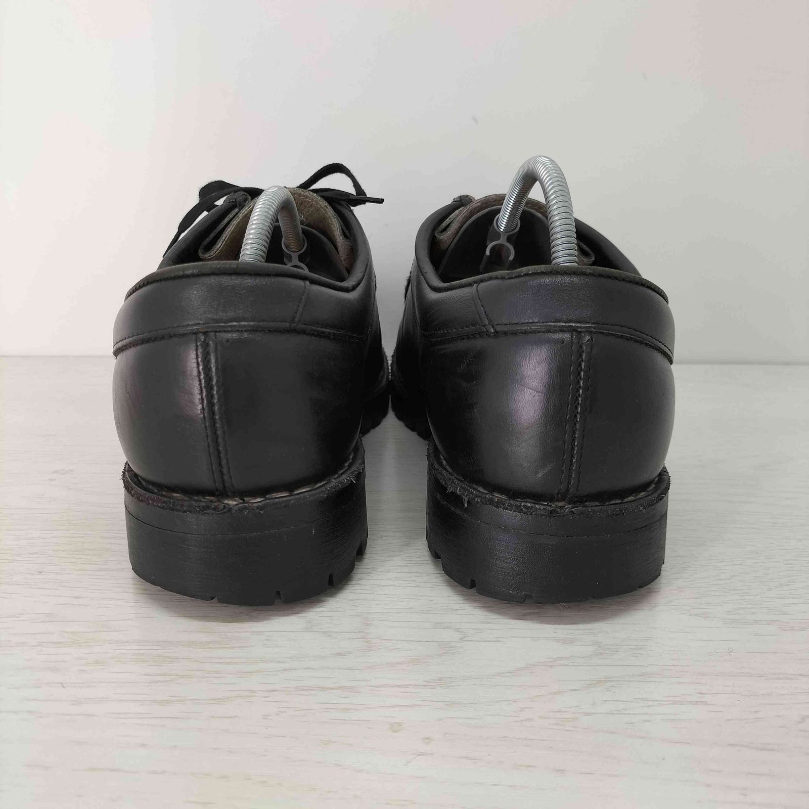 チロリアンシューズvibramソール