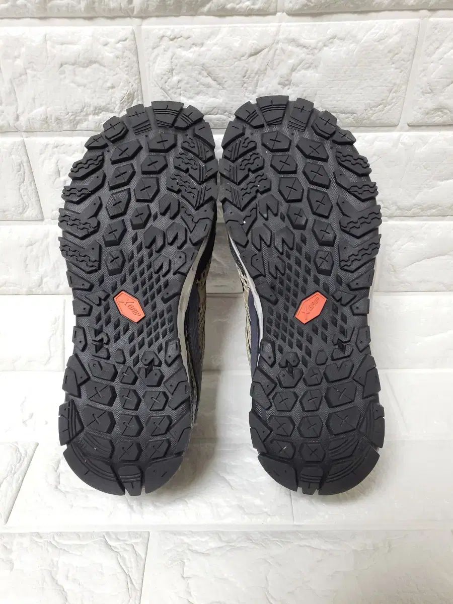 登山靴兼トレッキングシューズ