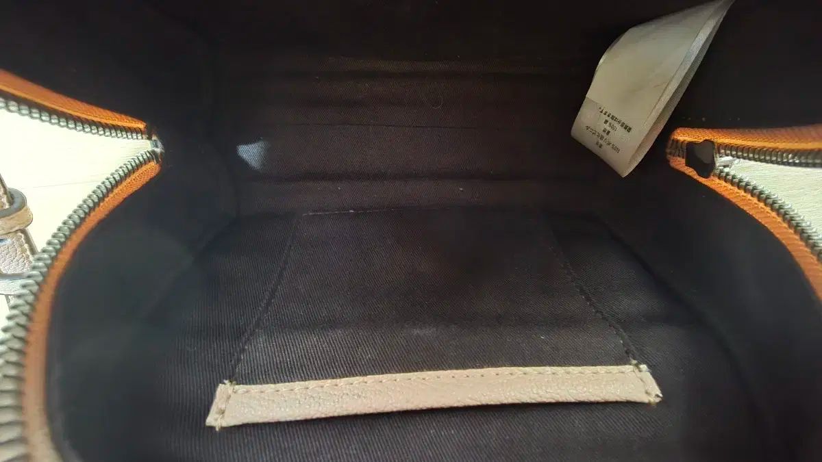 EXCHANGE アルマーニ