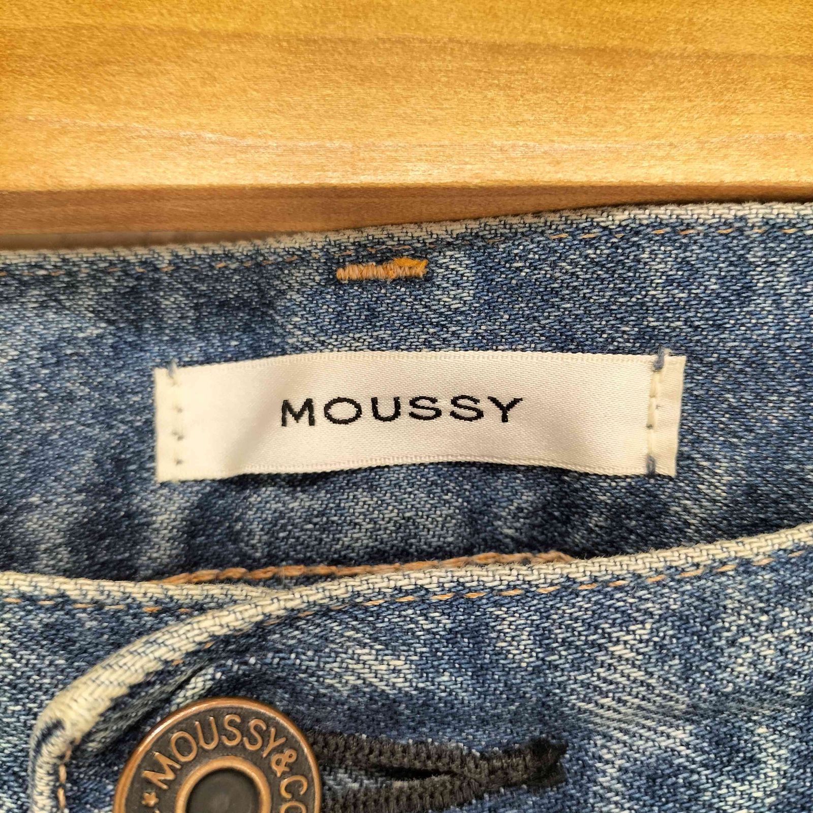 MOUSSY
