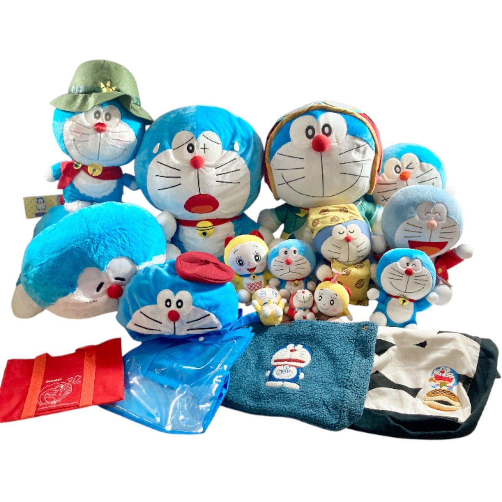 ドラえもん 藤子不二雄キャラクター グッズ 18点 まとめ商品 ぬいぐるみ トートバッグ 等 ドラミちゃん のび太の新恐竜 現状品 4.2kg