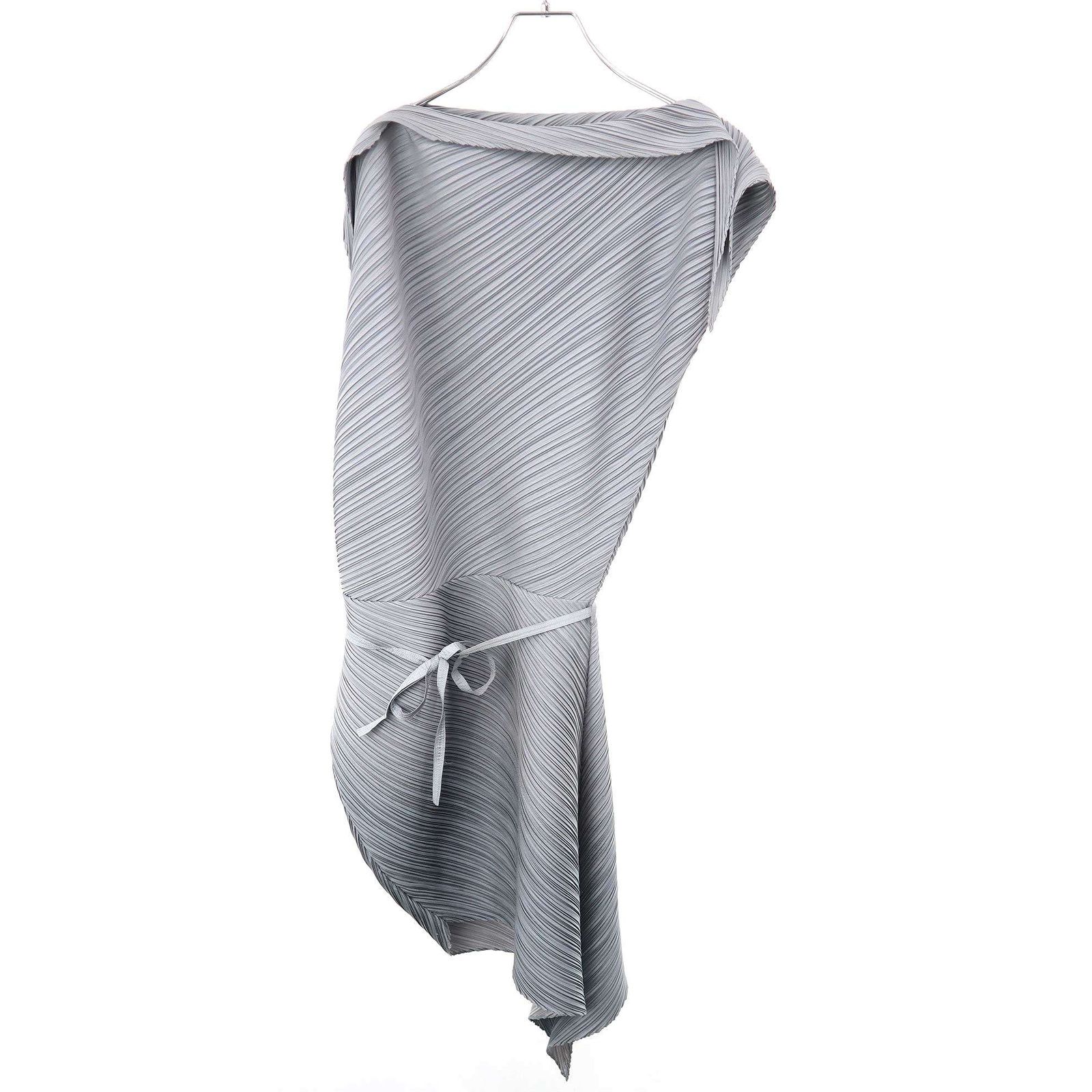 ISSEY MIYAKE イッセイミヤケ ノースリーブアシンメトリープリーツワンピース IM21FH106 グレー 2