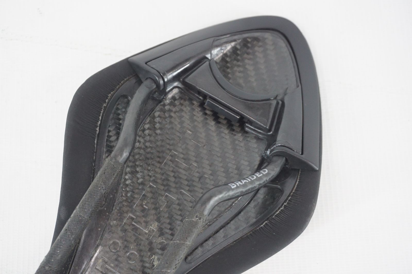 フィジーク ARIONE