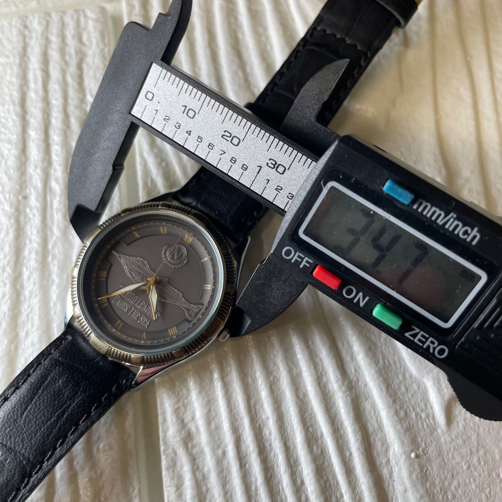 ✨美品✨Tokyo Disney Sea 海底2万マイル 腕時計 稼働 - メルカリ