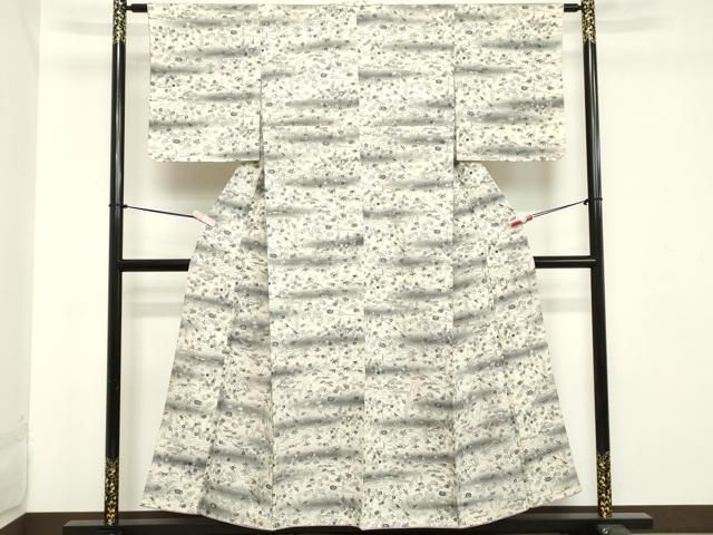 平和屋着物□上質な小紋 紬地 型染め 草花文 暈し染め 正絹 逸品