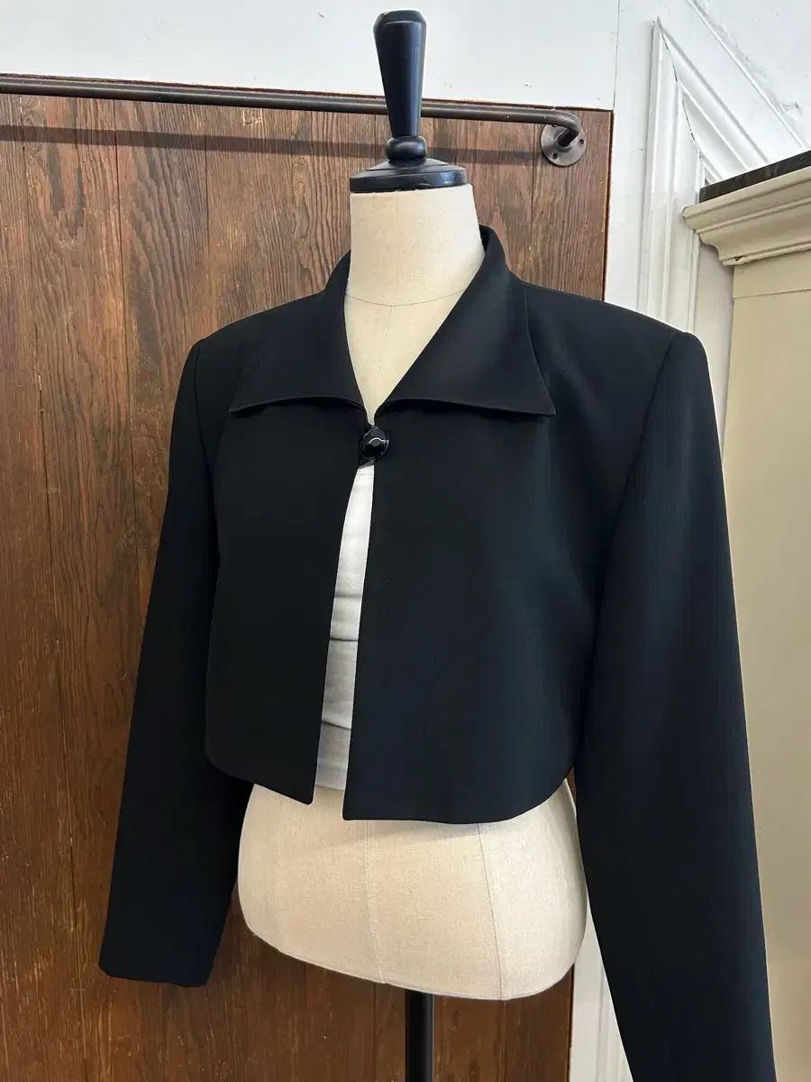 クロエ ブラック クロップドジャケット GULLKHAN_COM