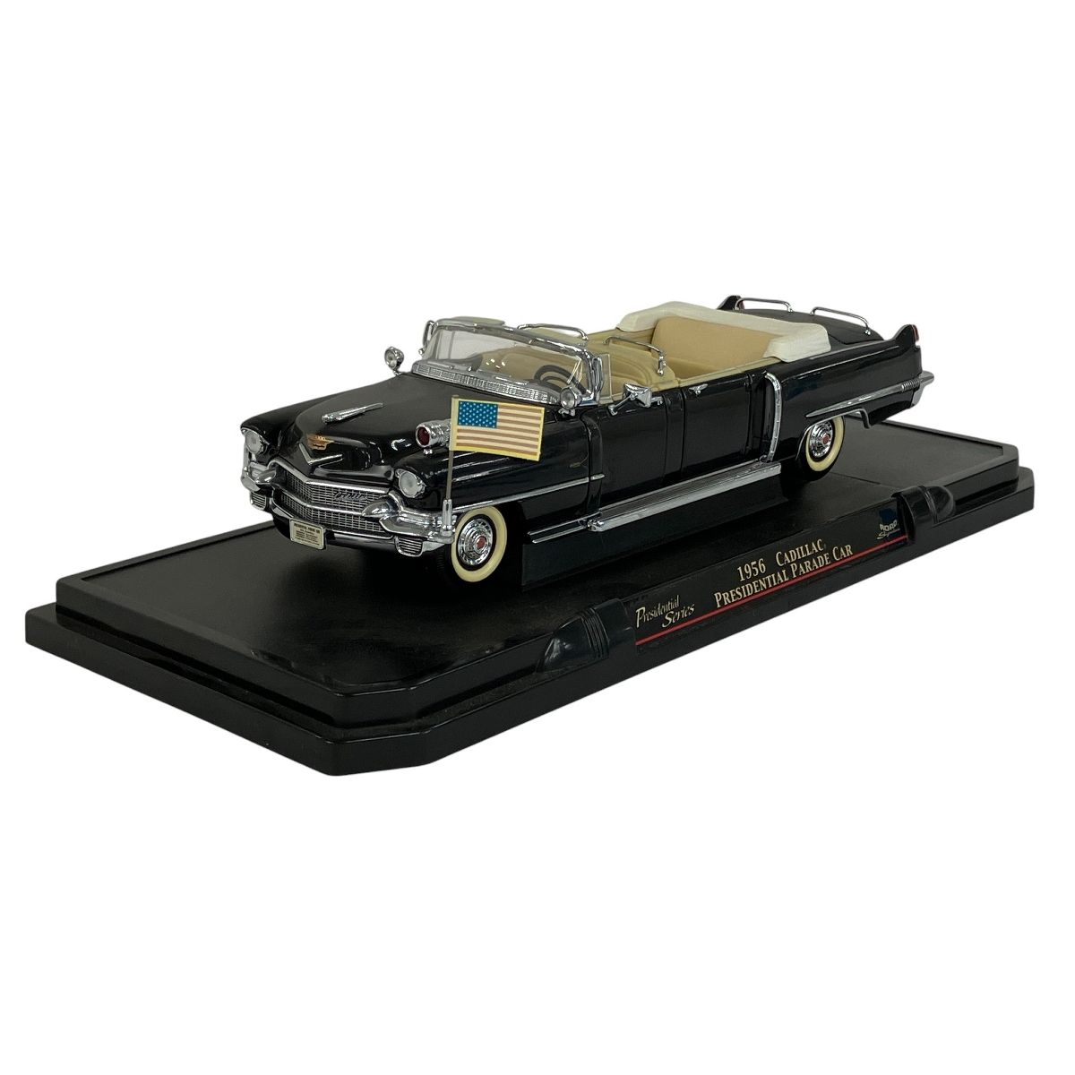 ROAD Signature 1956 CADILLAC PRESIDENTAL PARADE CAR 1 24 キャデラック 自動車模型 Y10500809