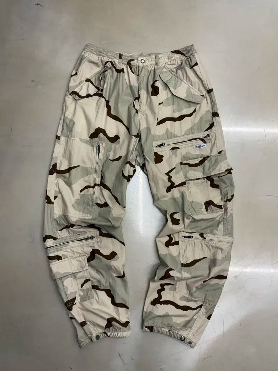 thisisneverthat カーゴ フライト パンツ デザート カモ