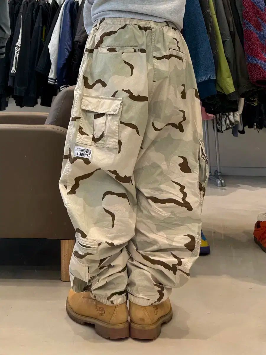 thisisneverthat カーゴ フライト パンツ デザート カモ ジョガーパンツ スウェットパンツ パンツ