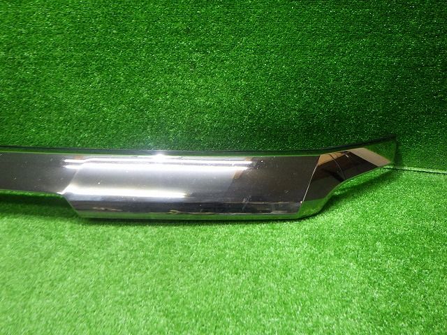30系 ヴェルファイア 純正ボンネット メッキモール 前期 75770-58080