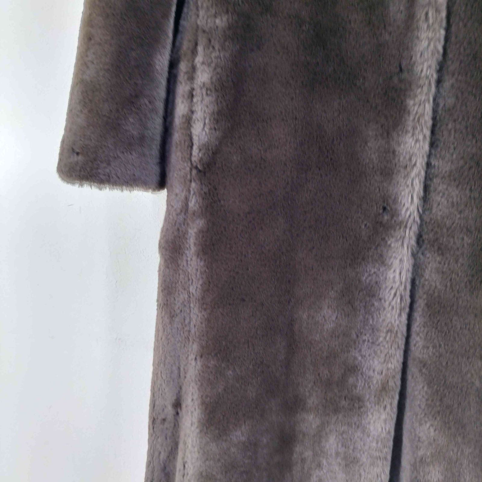 フェイクファーコート