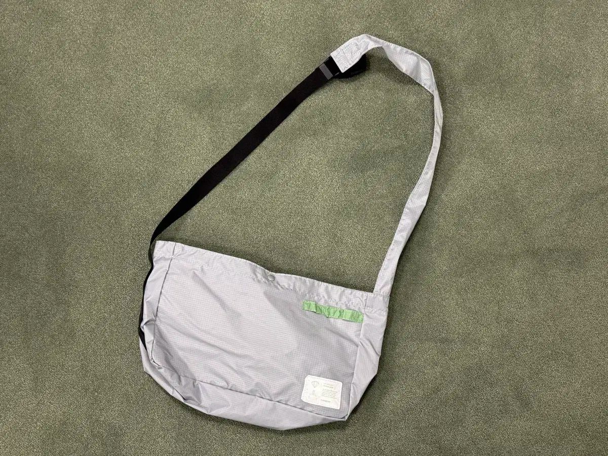 RAWROW ロウロウ X カフェサン コラボ クロスバッグ