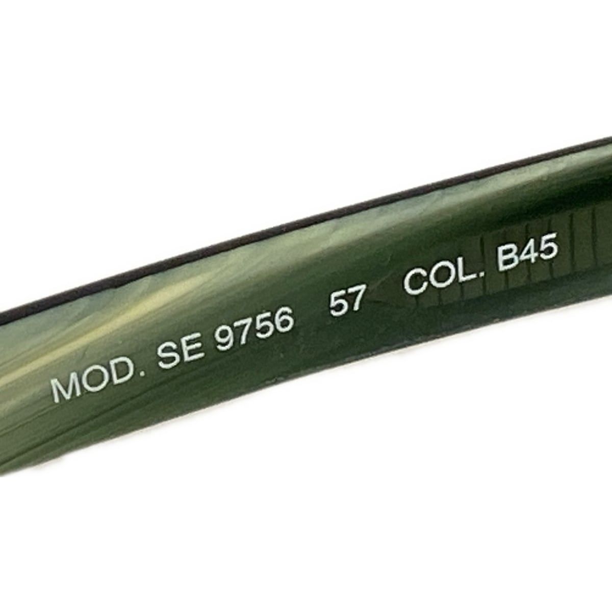 - グリーン×ダークグリーン×アイボリー