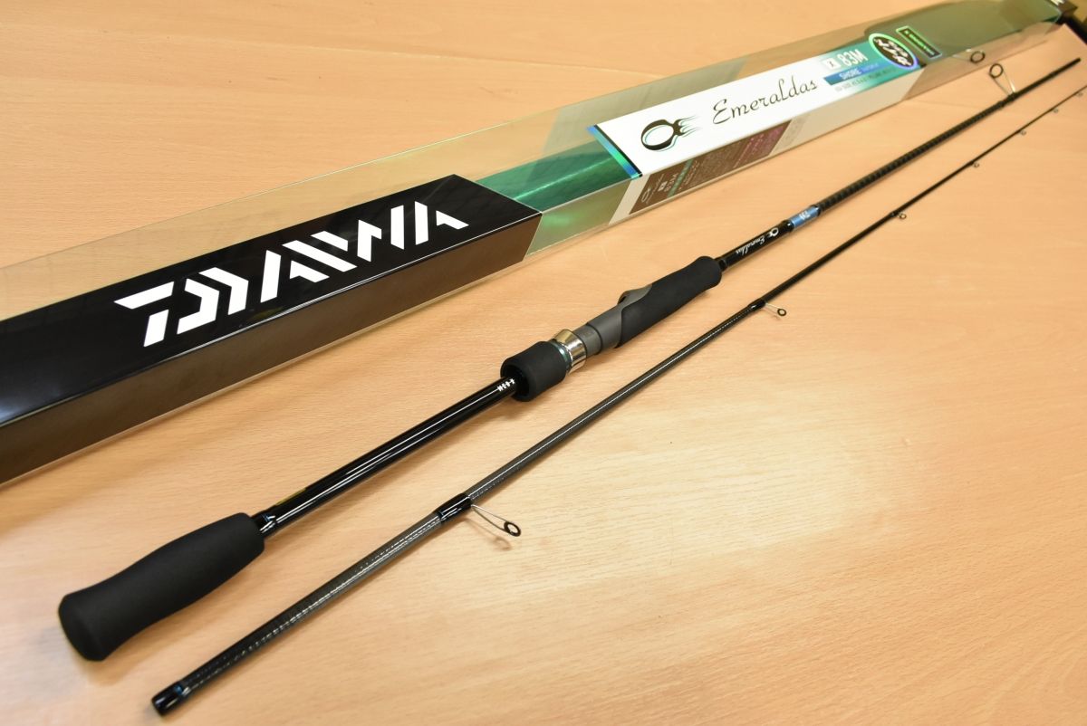 ダイワ 19 エメラルダスX 83 M DAIWA スピニングリール 2ピース エギング アオリイカ コウイカ 等