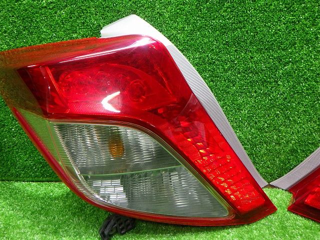 130ヴィッツ テール左右 NCP KSP NSP 130/135 前期 52-228 トヨタ LED