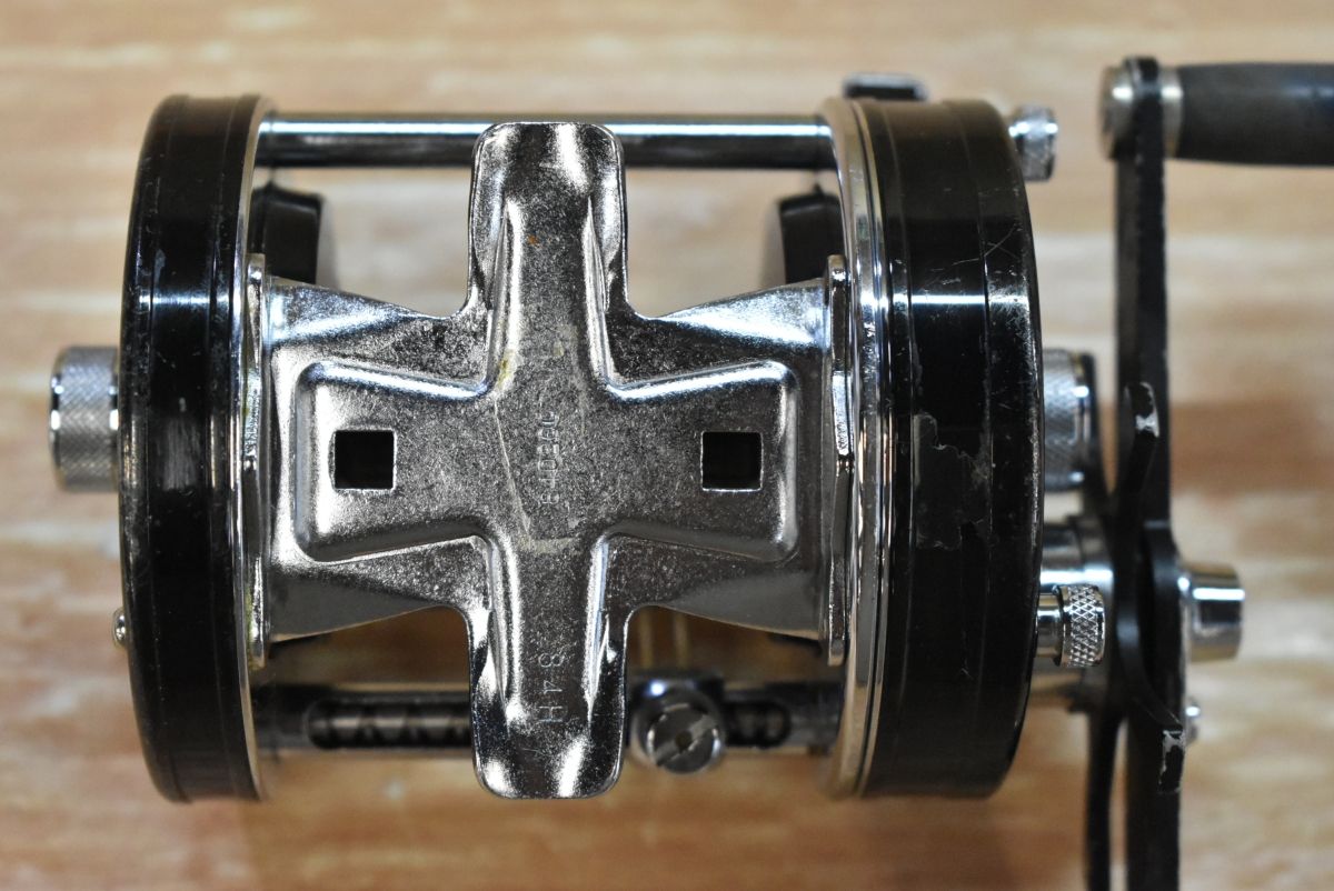 アブガルシア アンバサダー 7000C 黒 Abu Garcia Ambassadeur アブガルシア アンバサダー 7000C 黒 Abu Garcia Ambassadeur