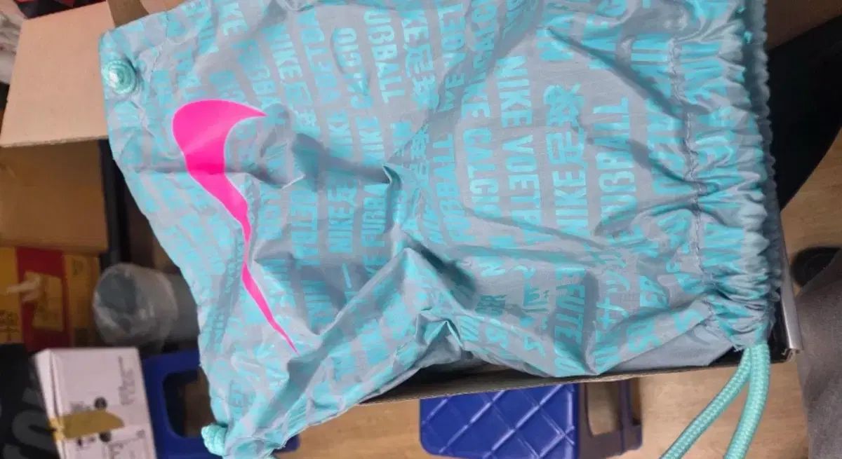 マーキュリアル