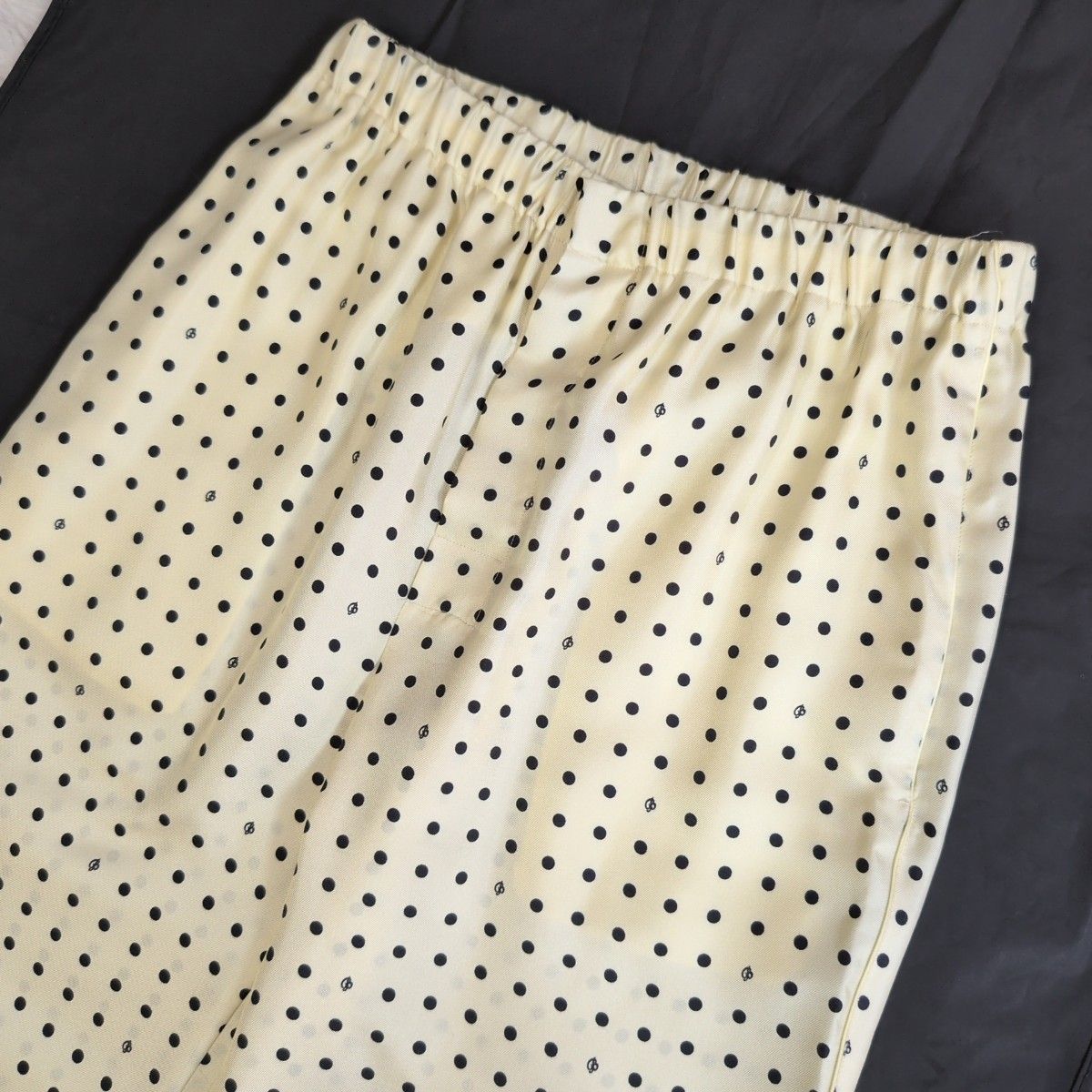モデル MADISONBLUE マディソンブルー シルク ドット柄パンツ 水玉 近年 現行 絹 カジュアル