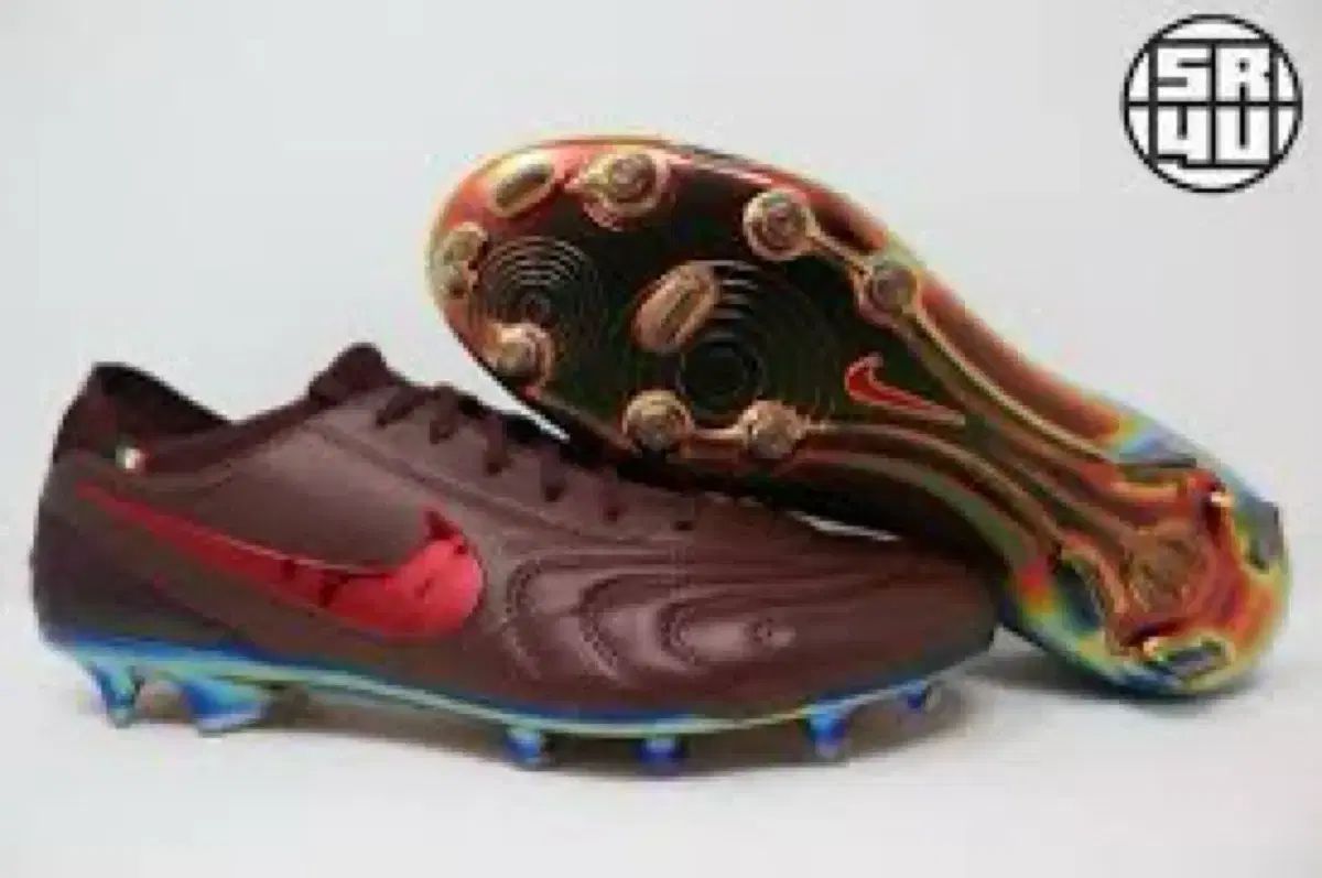 ナイキ ティエンポ レジェンド 10 エリート