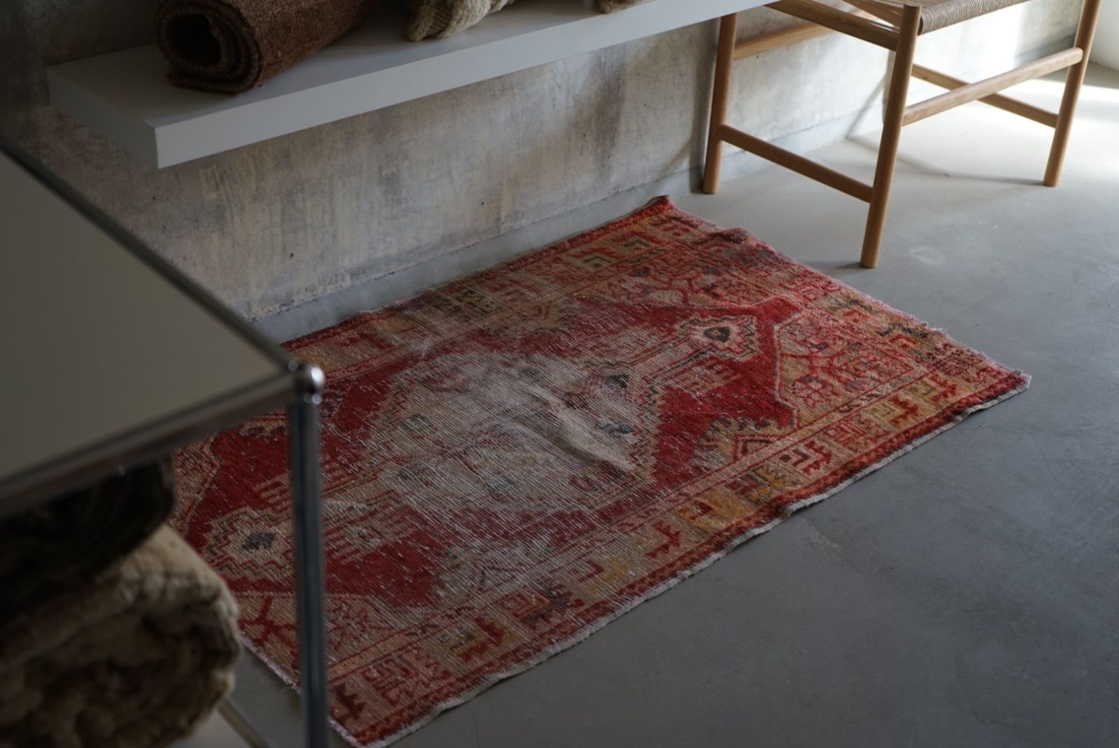 ヴィンテージラグ トルコ アナトリア スモールサイズ レッド 114 × 94 cm No.TR25189