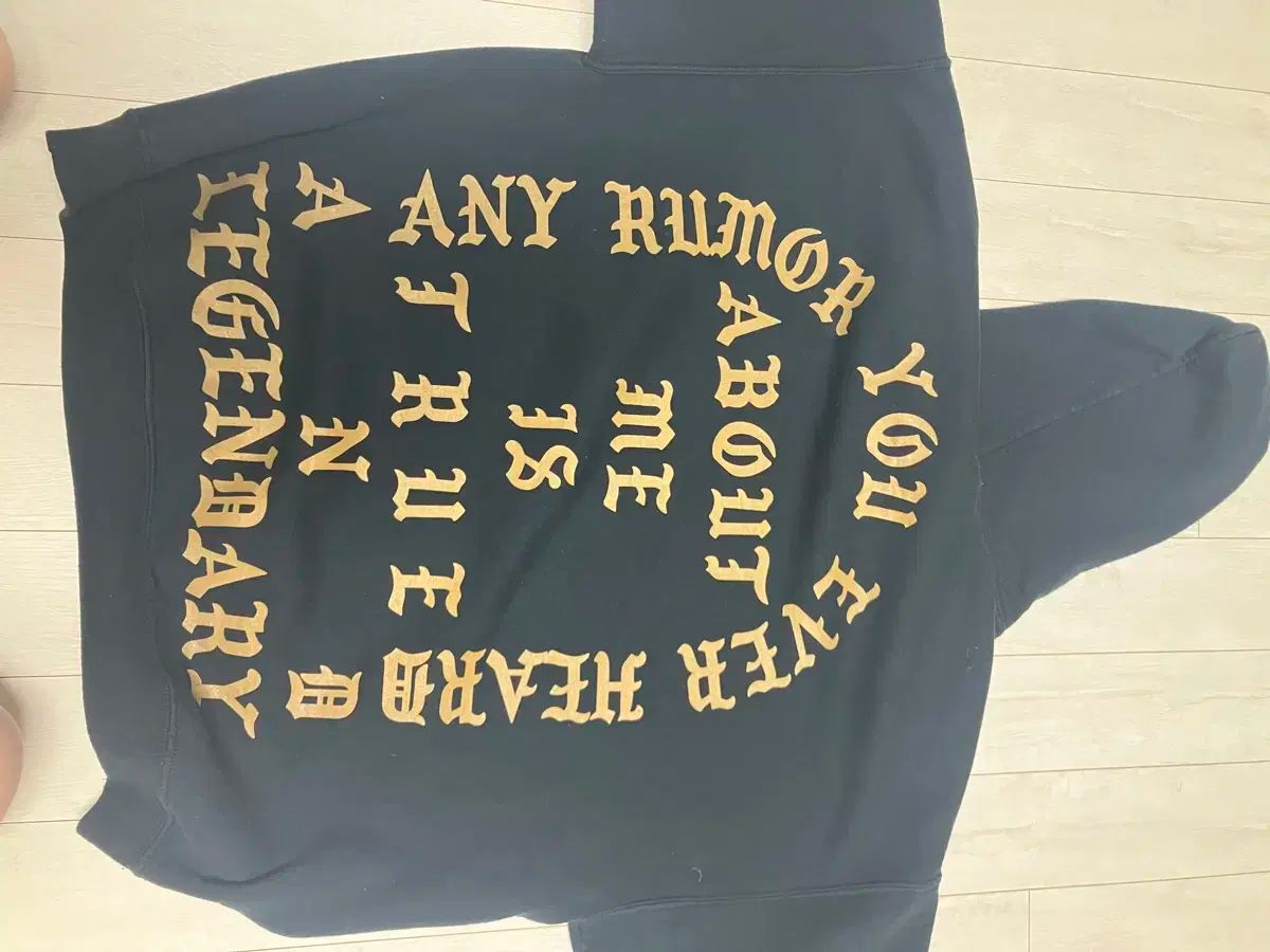 カニエ ウェスト ライフ OF パブロ マーチャンダイズ フーディー L