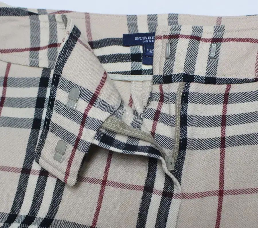 バーバリー レディース 30インチ 程度 ウール 秋冬 ズボン とても良し M04 DECORATOM_COM_BR