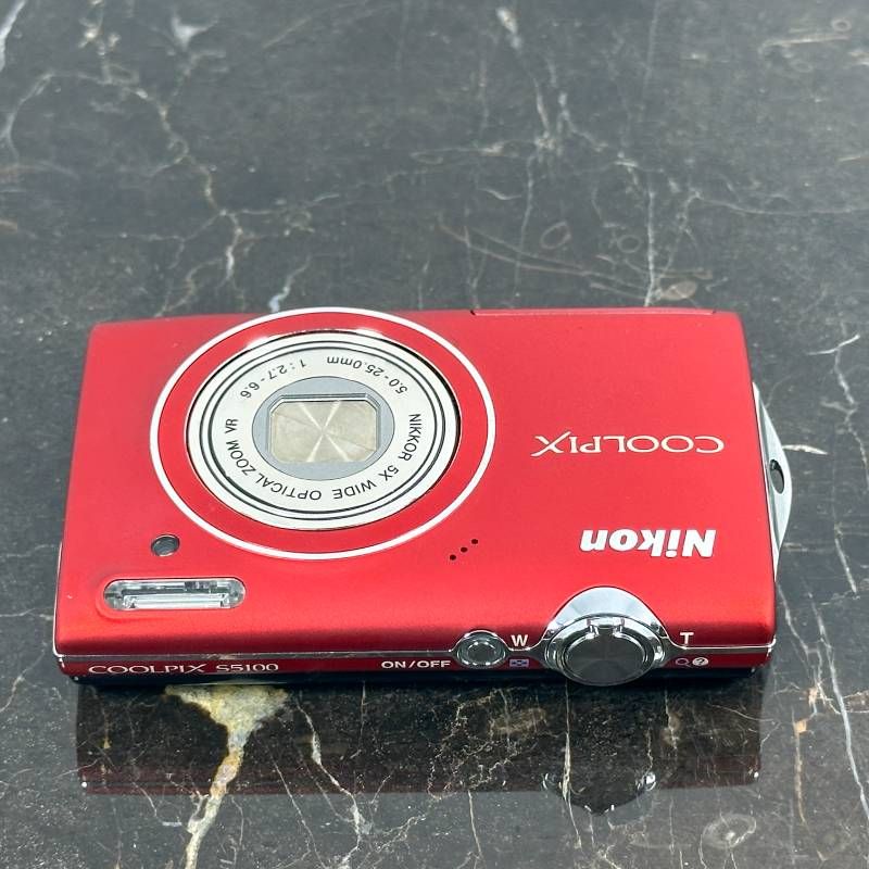  Nikon COOLPIX S 5100 レッド コンデジ デジカメ 1220万画素 光学5倍ズーム 手ブレ補正 HD動画撮影 スマイルタイマー搭載 コンパクトデジタルカメラ デジタルカメラ