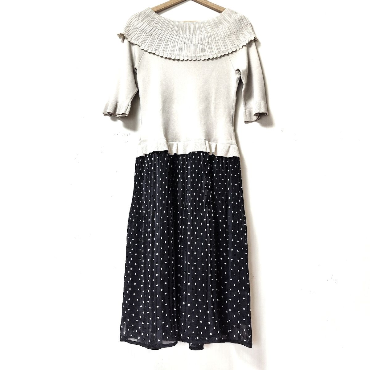 TO BE CHIC トゥービーシック ワンピース サイズ40 M レディース - ベージュ×黒×白 七分袖 ロング ドット柄 プリーツ