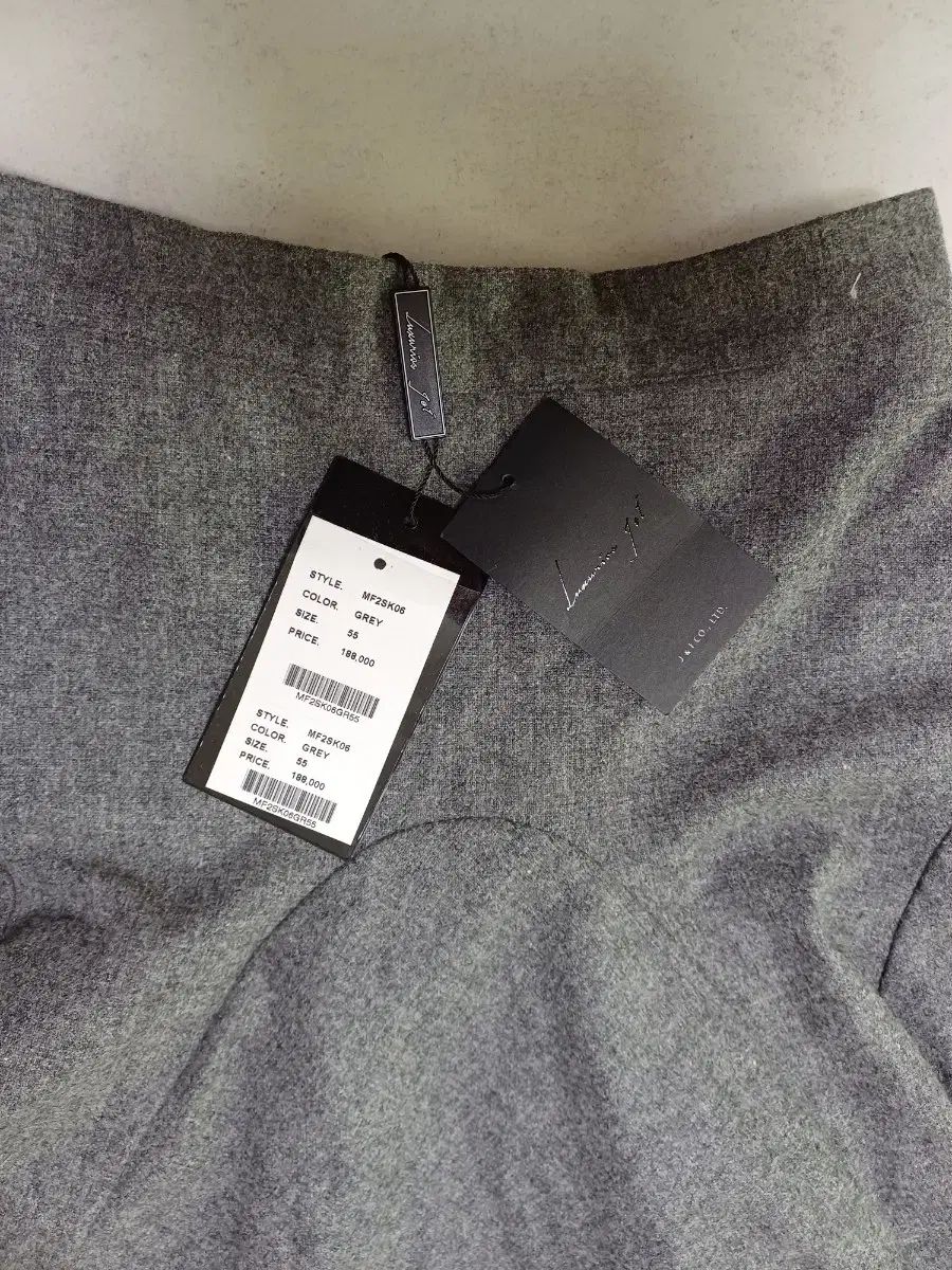 レディース MAZZA ARMANI COLLEZIONI アルマーニコレツォーニ ウールスカート 24