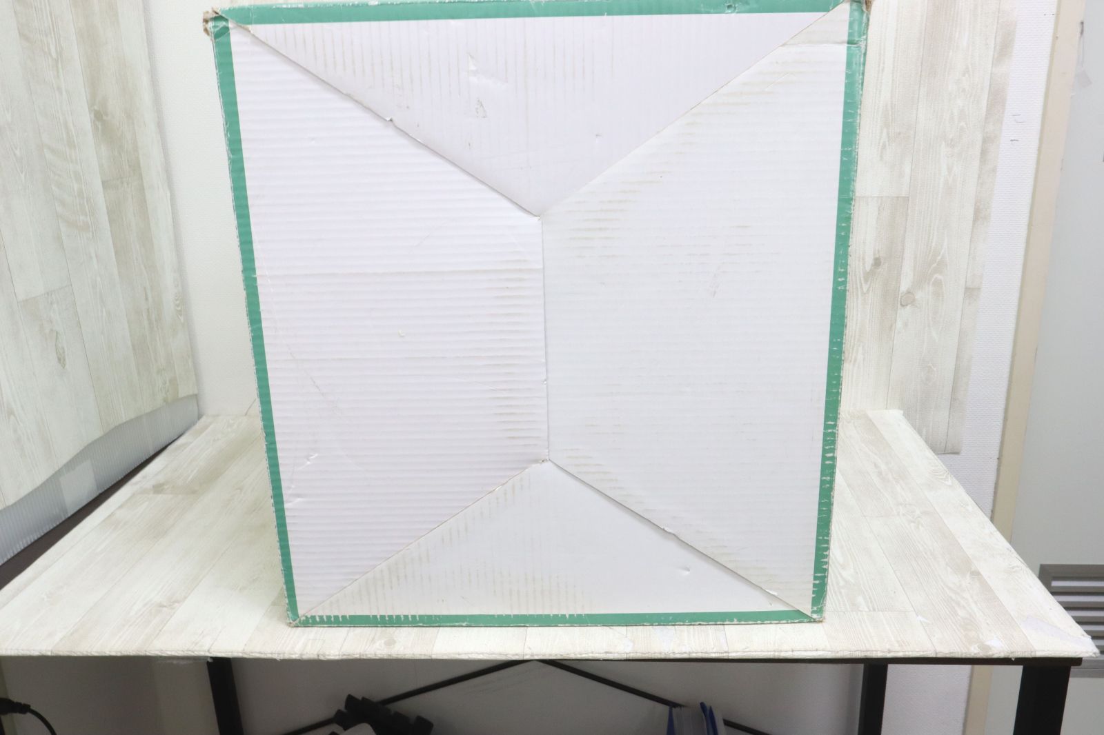 緑の丘のすてきなお家