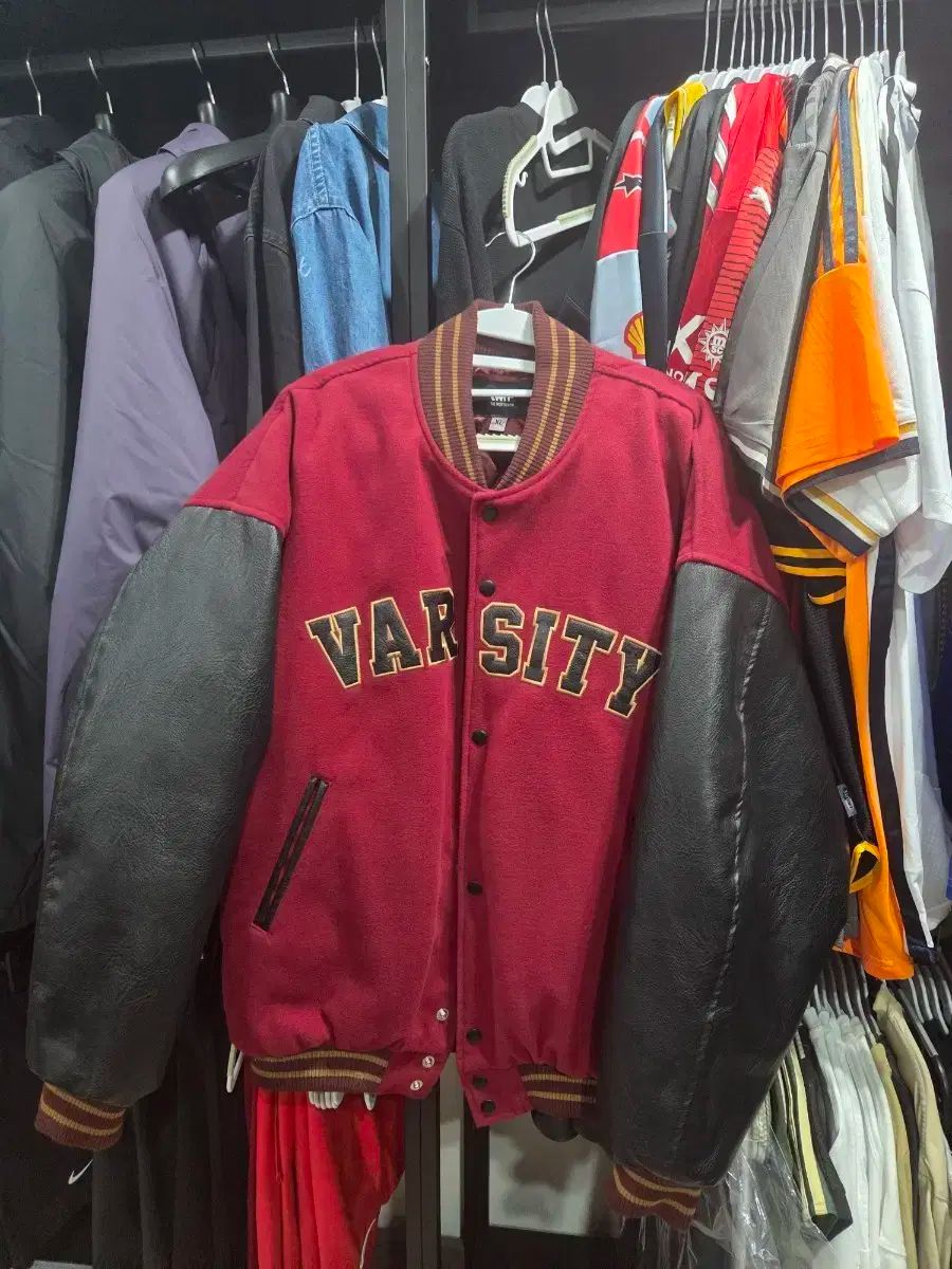 【最終値下げ】Adidas 黒 リュック 韓国　4.5L 攻略本 ウィザードリィ大事典 Scenario#1＞C.D.S