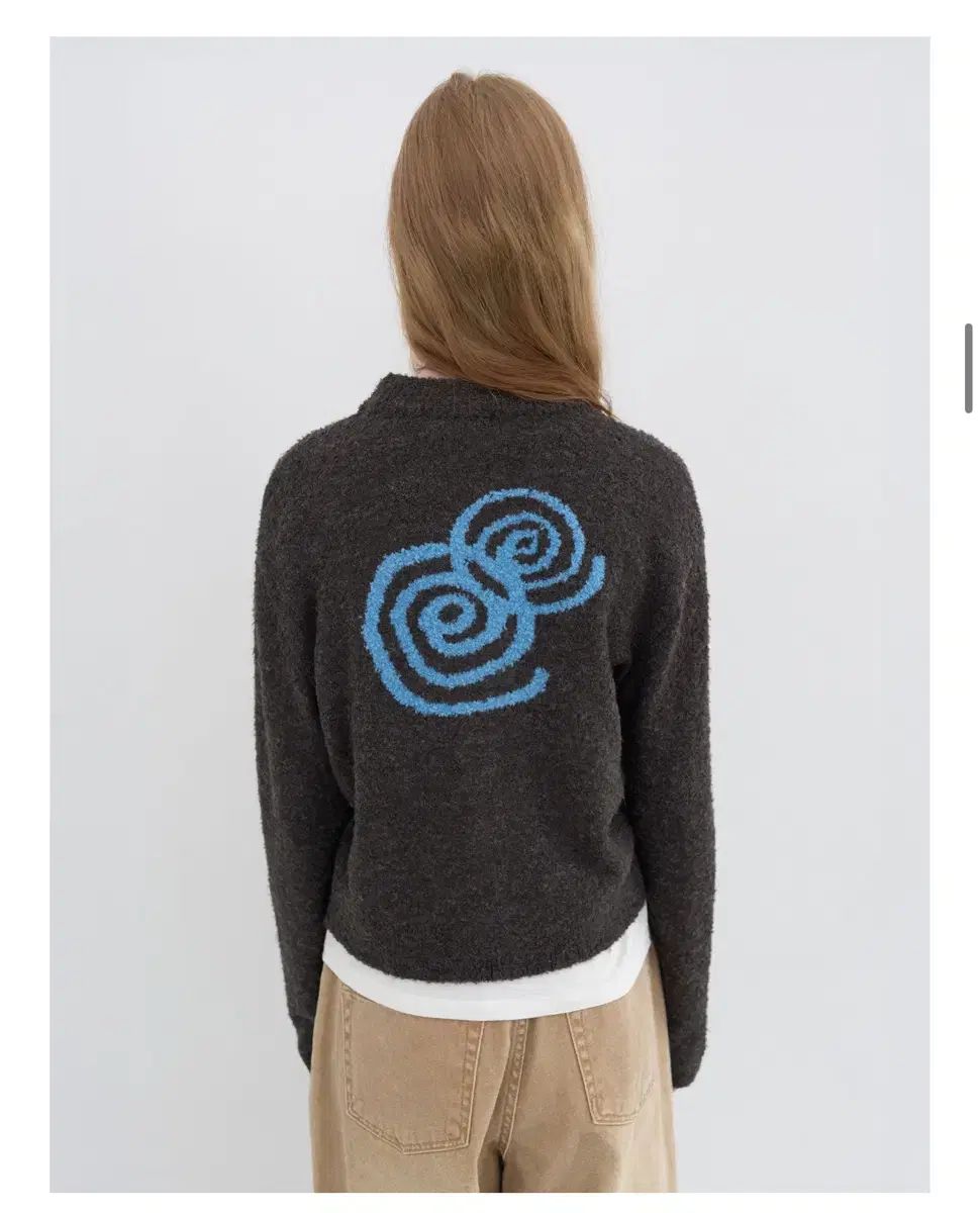 ENZO BLUES ブークレ クロップド ニットジップアップ