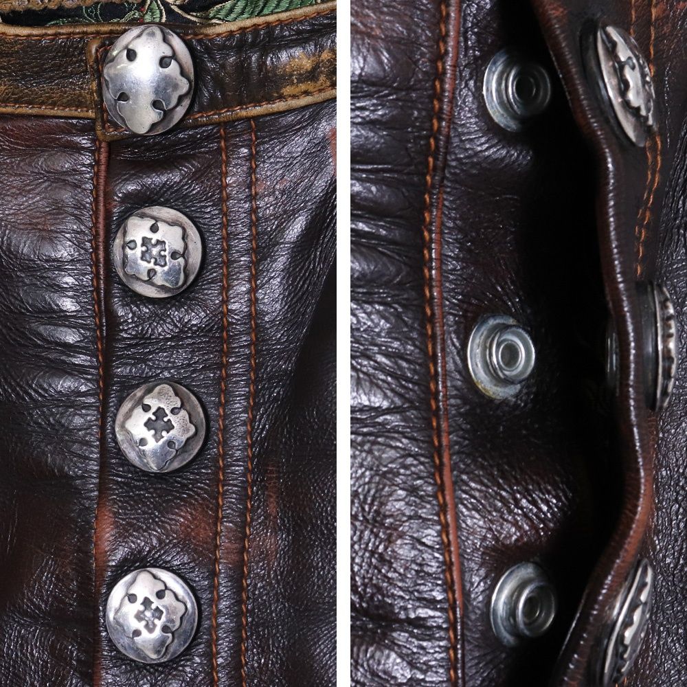 フ ニーレザーパンツ