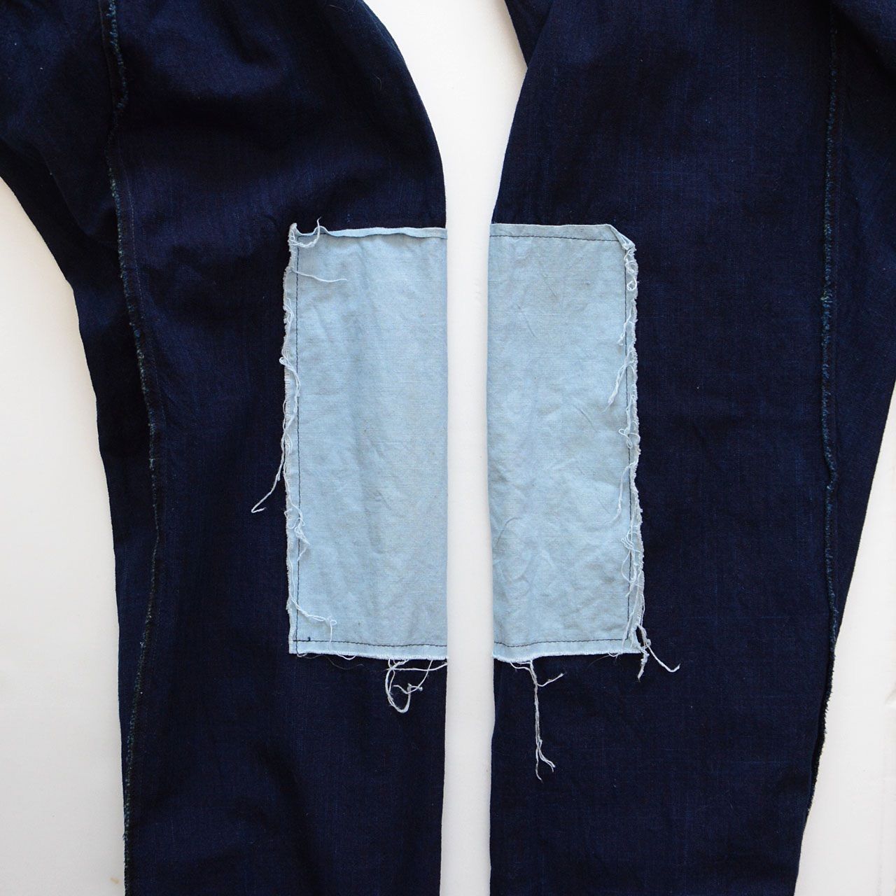 藍無地 木綿 パンツ 股引|昭和中期 野良着 山袴|ジャパンヴィンテージ|ハンドメイド リメイク素材にもお勧め Vintage Japanese Indigo Cotton Pants Momohiki – Noragi Japan