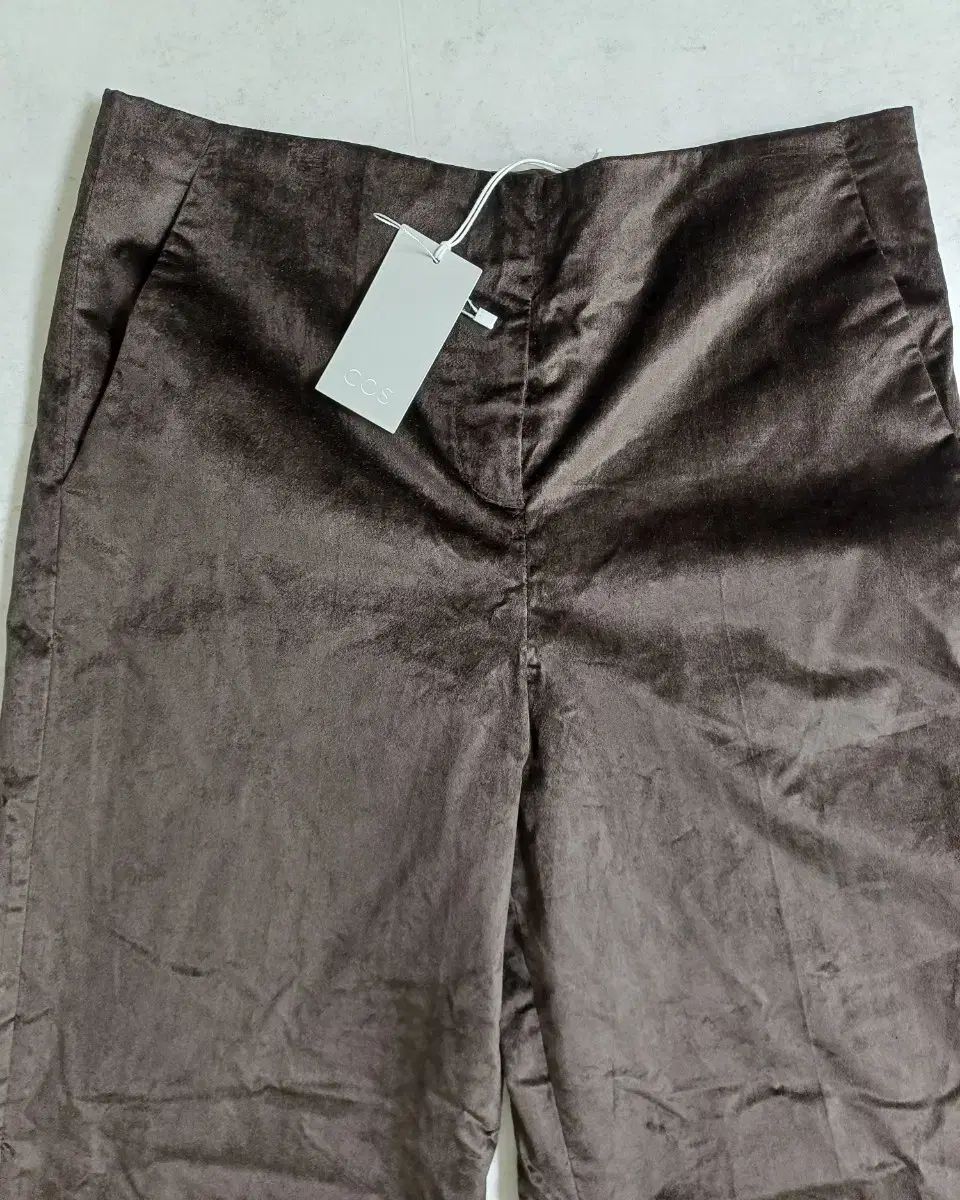 COS ワイルドフィット