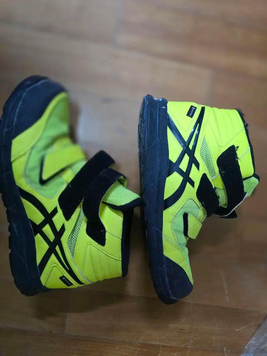 アシックス GORE-TEX ゴアテックス 安全靴