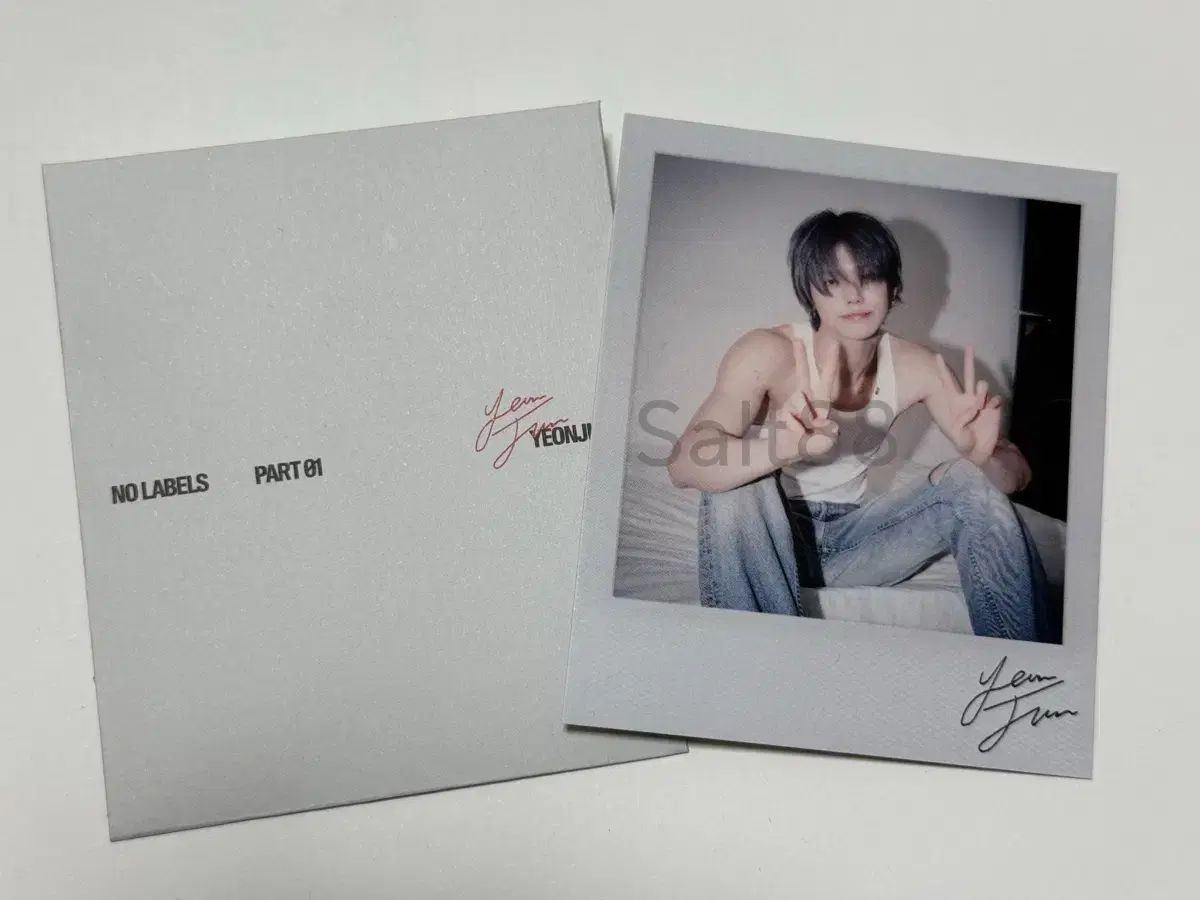 ヨンジュン YEONJUN チェヨンジュン NOLABELS リースニングパーティー 単館 タートルネック