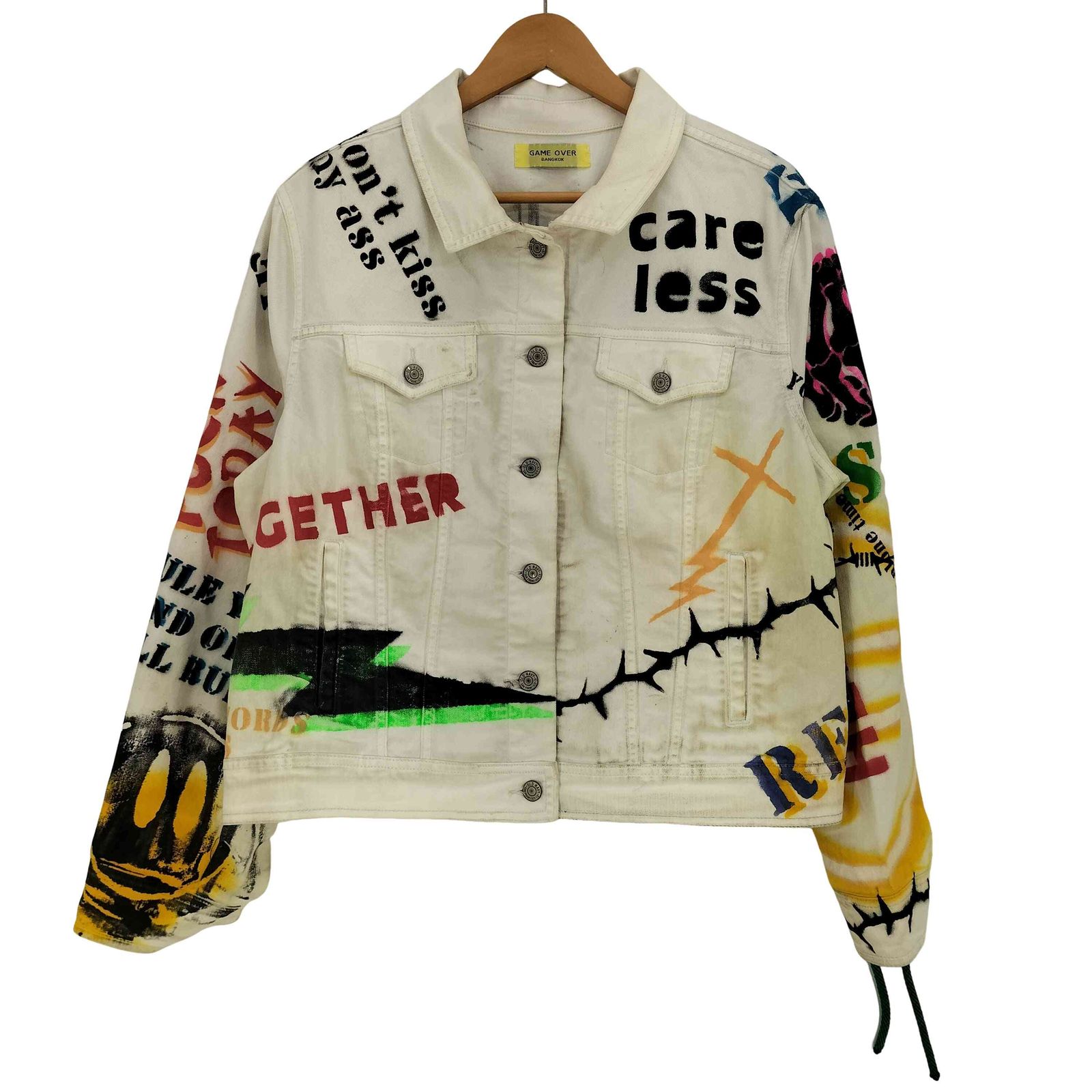 USED古着(ユーズドフルギ) GAME OVER GOLFIE  リメイク バックレース ペイント デニム トラッカージャケット メンズ 表記無 【中古】【ブランド古着バズストア】 ユーズドフルギ USED古着 GAME OVER GOLFIE リメイク バックレース