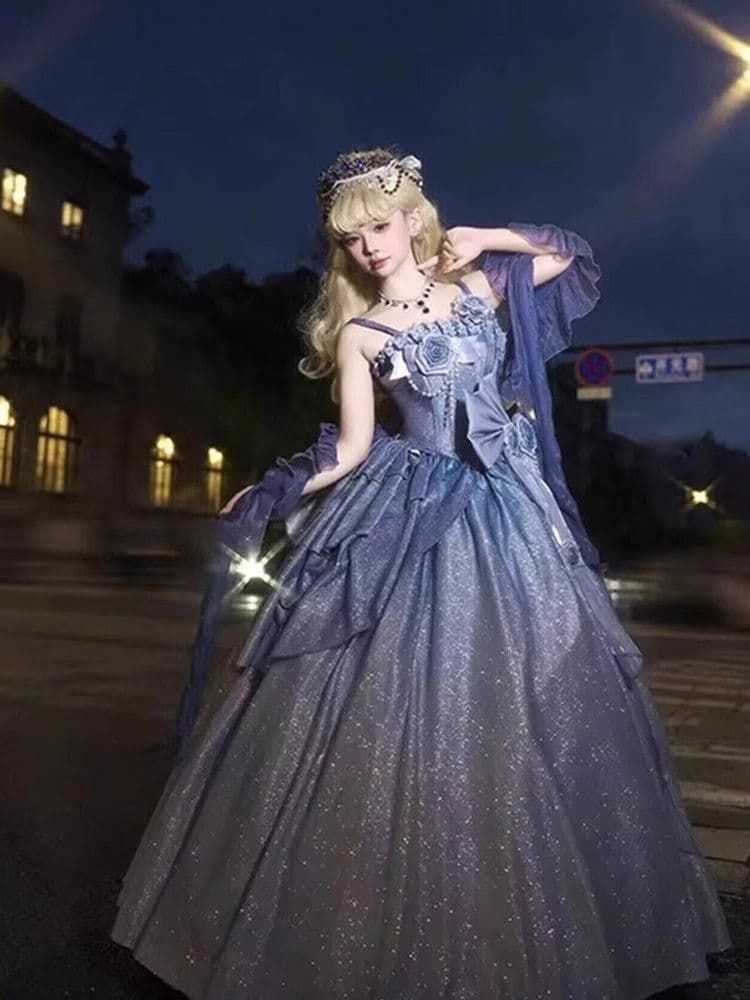 夜空に咲く青薔薇の輝き 月光を纏うロイヤルブルードレス ゴスロリ