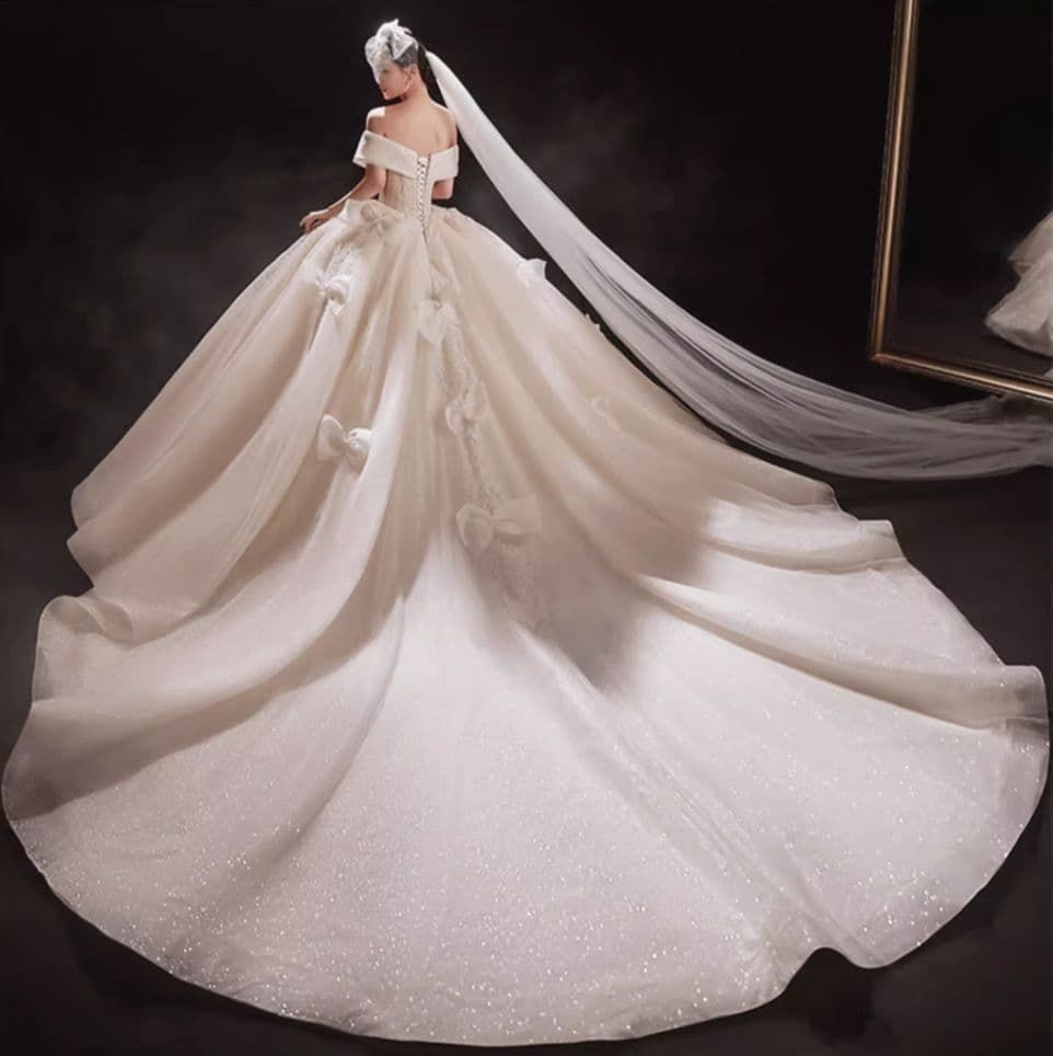 大胆リボンの大人