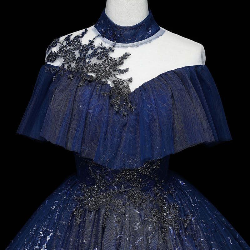 深い夜空の輝きを纏う幻想的ネイビーオフショルダードレス