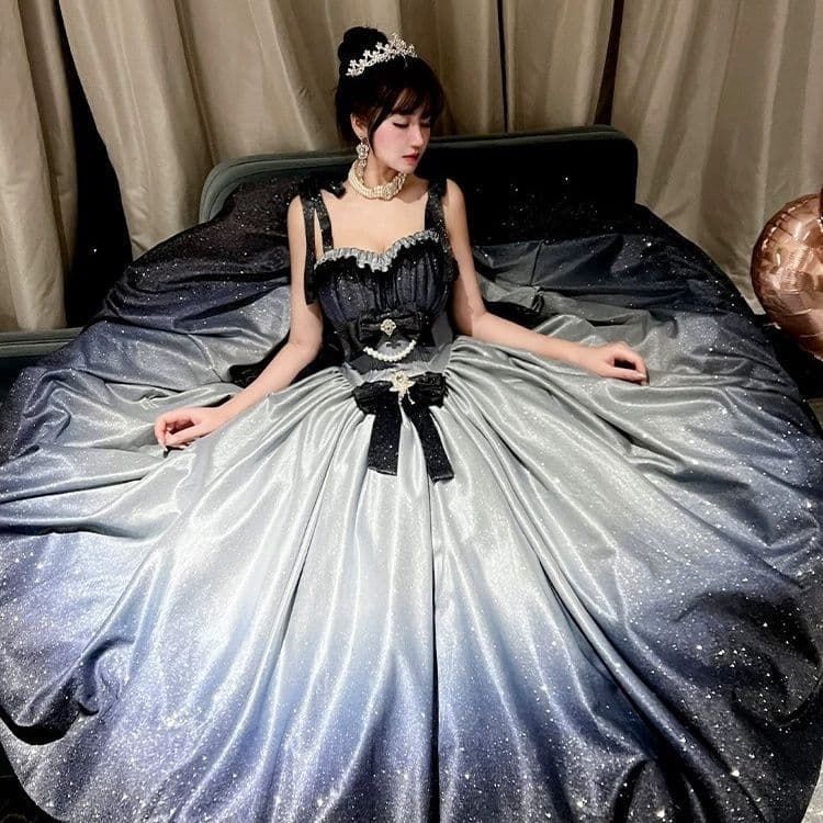 夜空のグラデーションが美しいゴシックプリンセスロングドレス